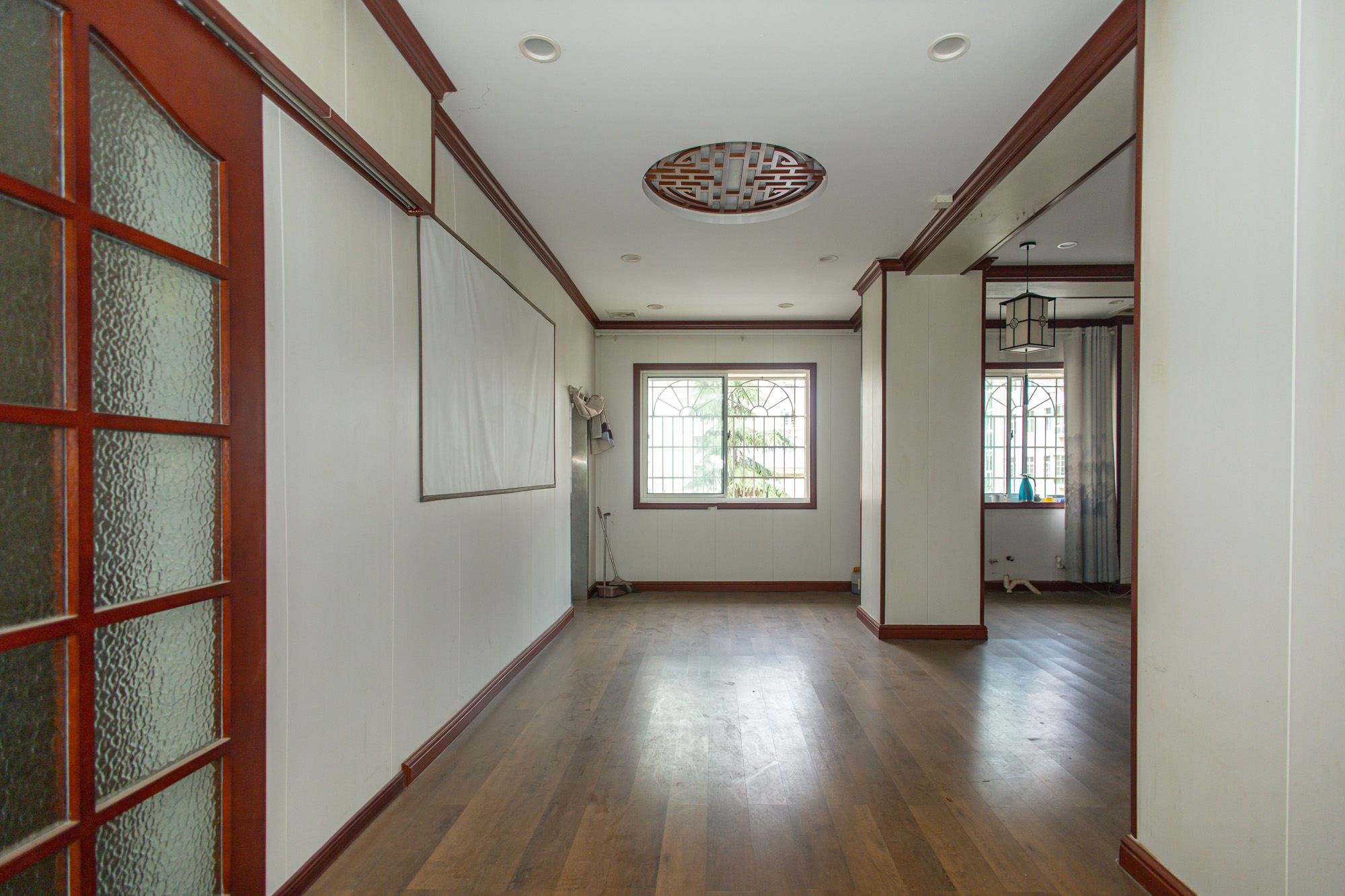 圆梦花园 1室0厅0卫 397.5万 圆梦花园 1室0厅0卫 397.5万客厅