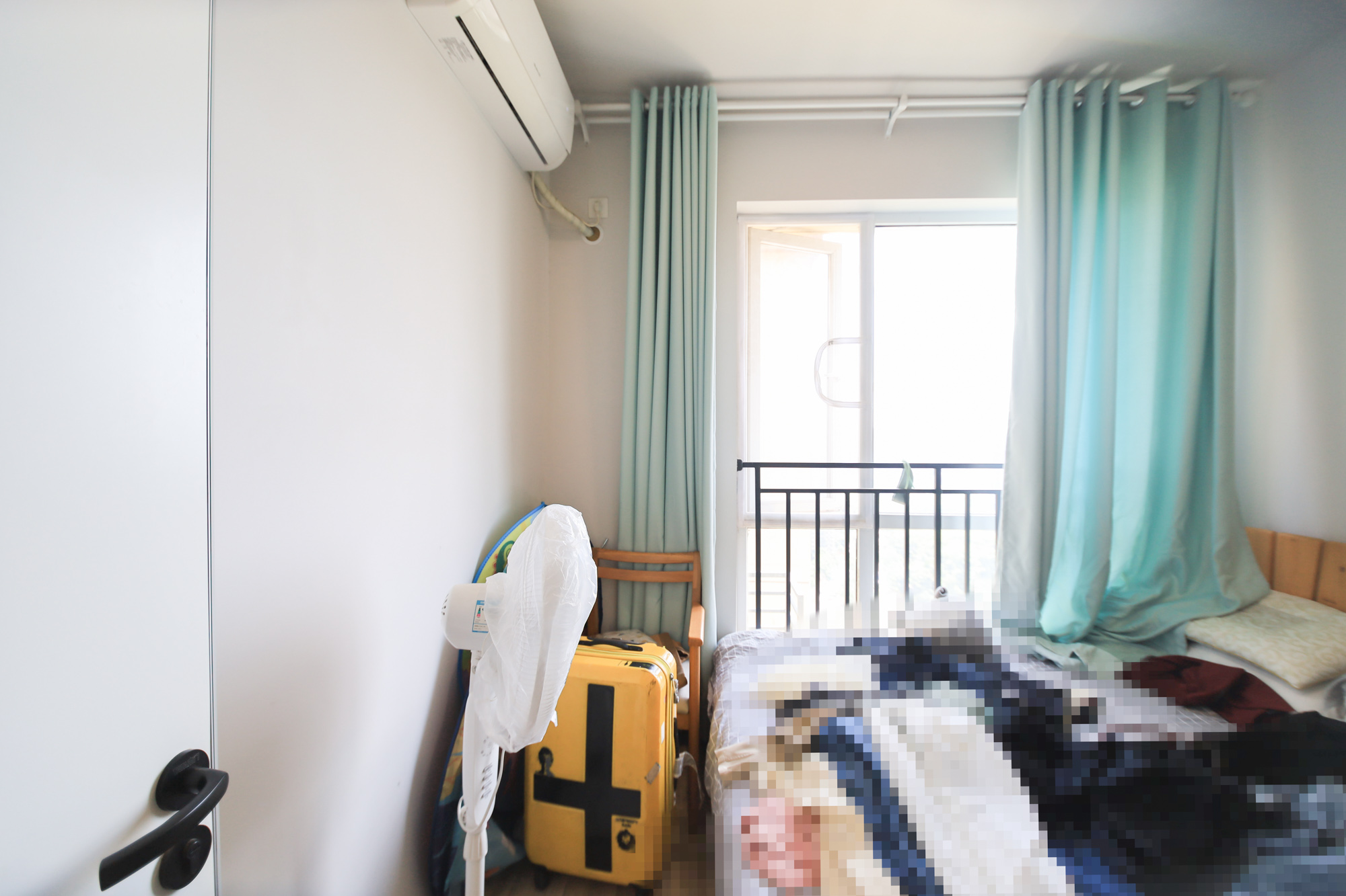 蓝光幸福满庭  3室2厅1卫   80.00万卧室