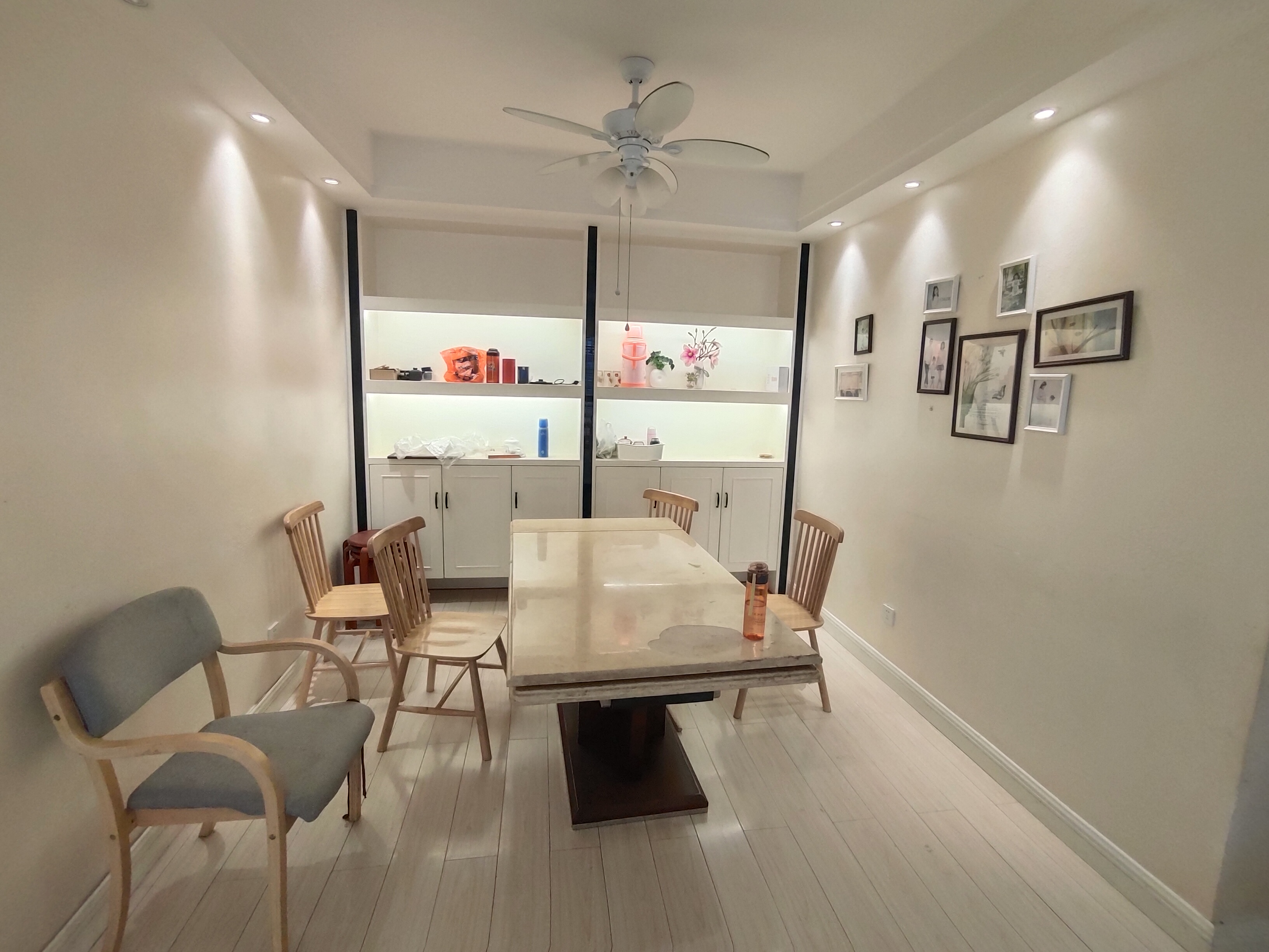 文化园三期  3室2厅2卫    69.8万 文化园三期  3室2厅2卫    69.8万室内图