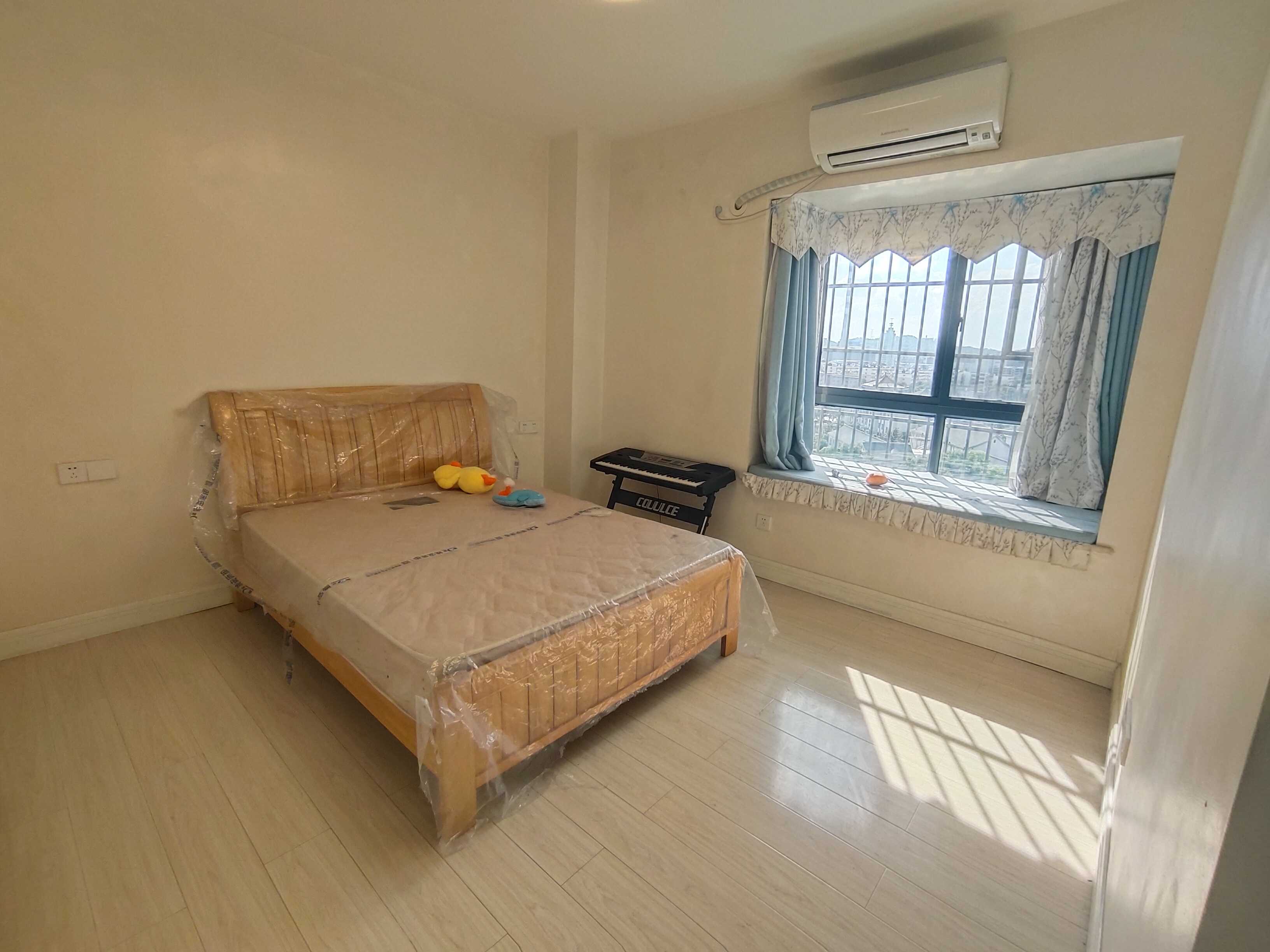 文化园三期  3室2厅2卫    69.8万 文化园三期  3室2厅2卫    69.8万室内图