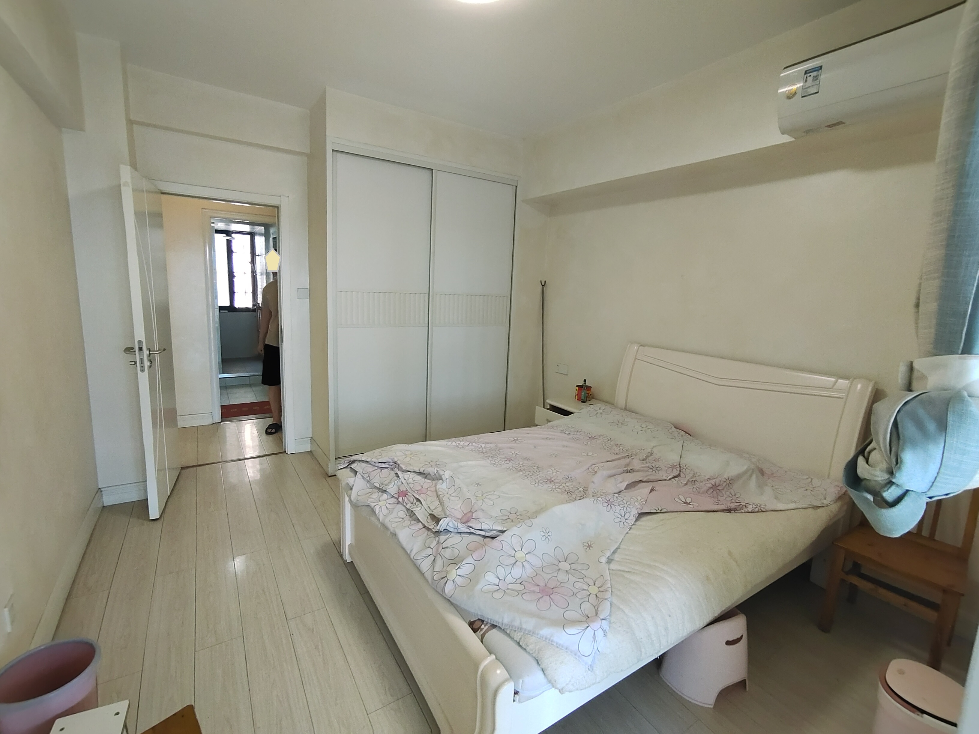 文化园三期  3室2厅2卫    69.8万 文化园三期  3室2厅2卫    69.8万室内图