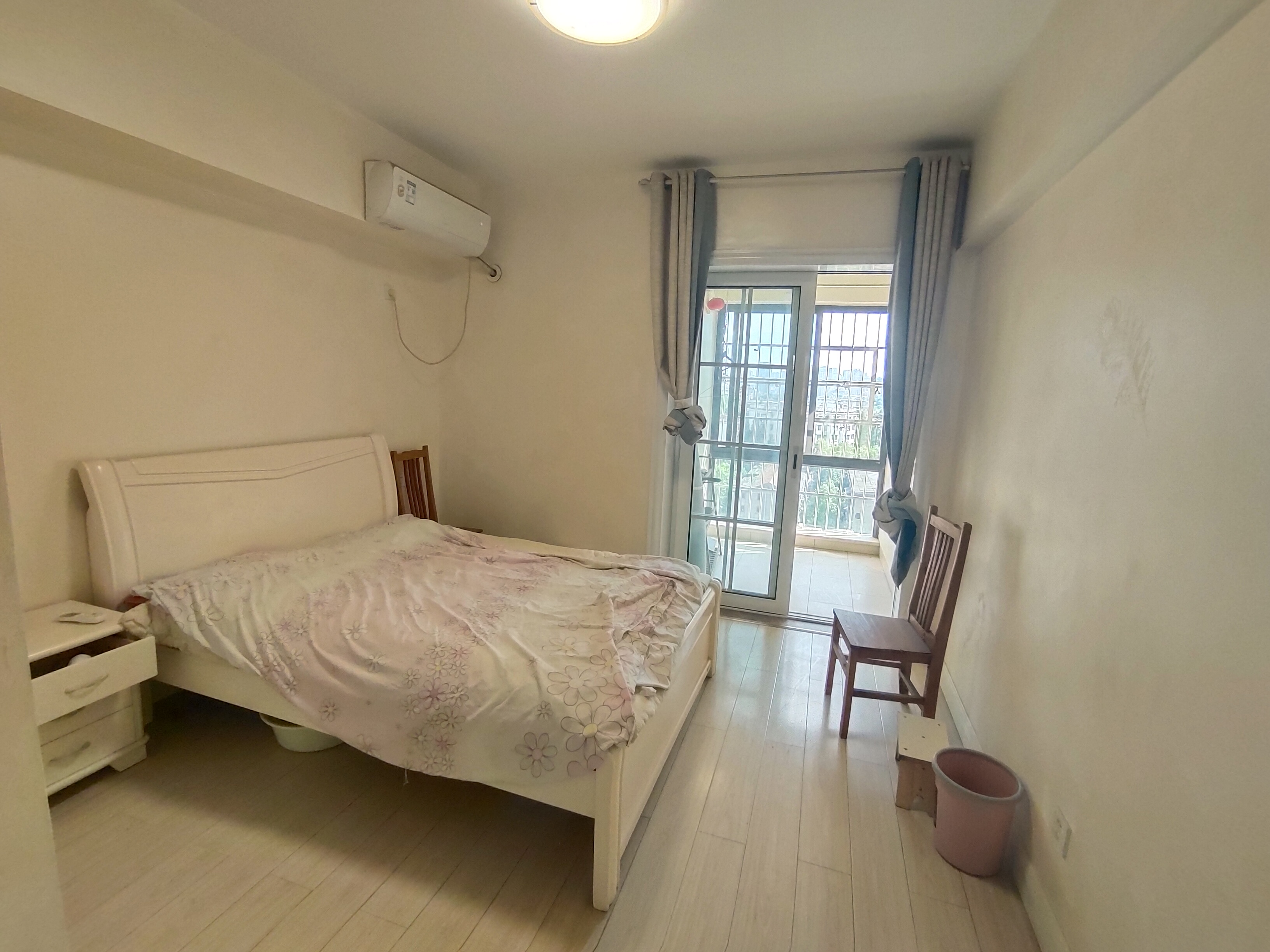 文化园三期  3室2厅2卫    69.8万 文化园三期  3室2厅2卫    69.8万室内图