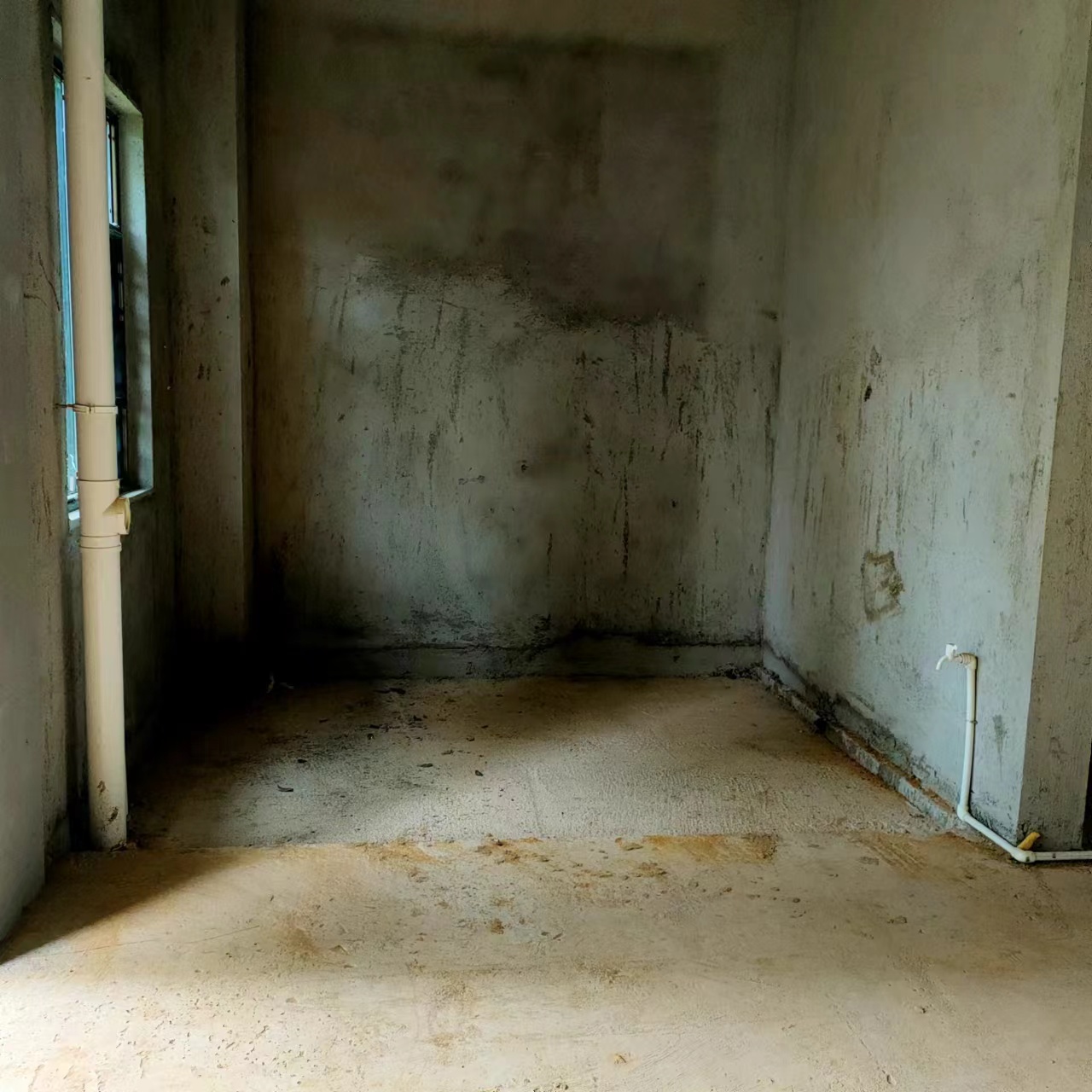 青春里-铂樾府 5室2厅2卫 130.0万 青春里-铂樾府 5室2厅2卫 130.0万室内图