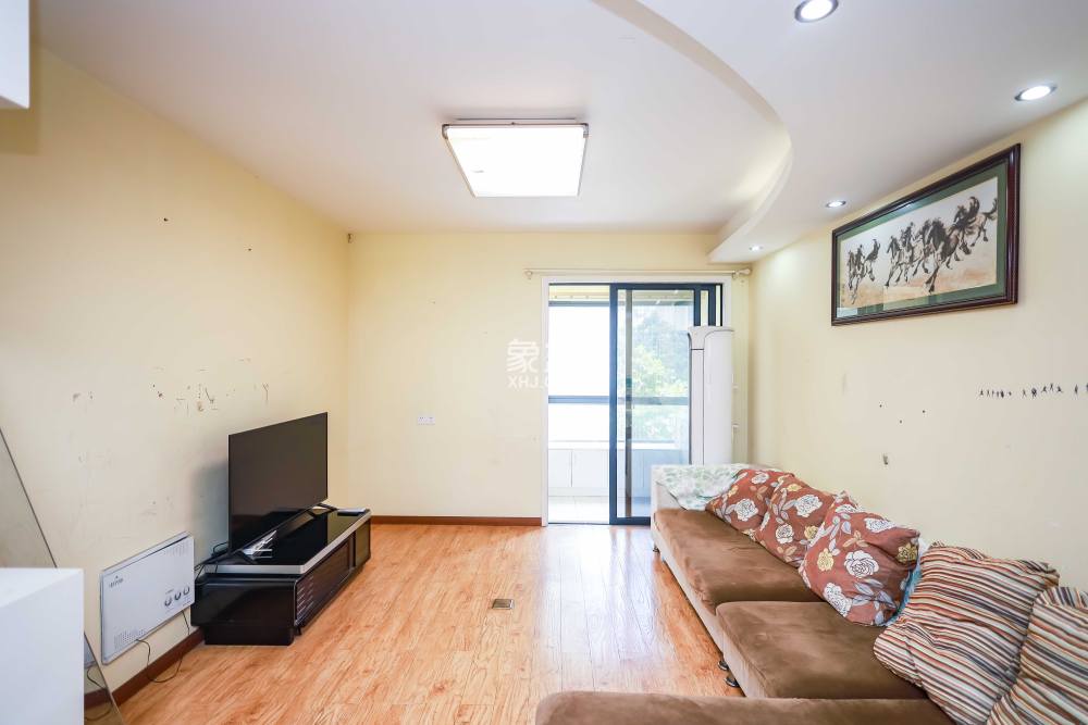 长房时代城  2室2厅1卫    70.0万