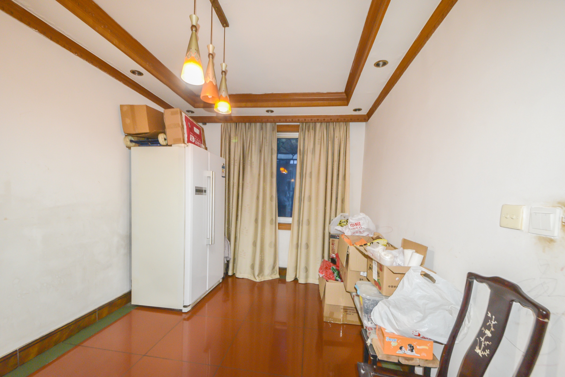 红花坡轻工设计院（轻安宿舍）  3室1厅2卫   92.00万卧室