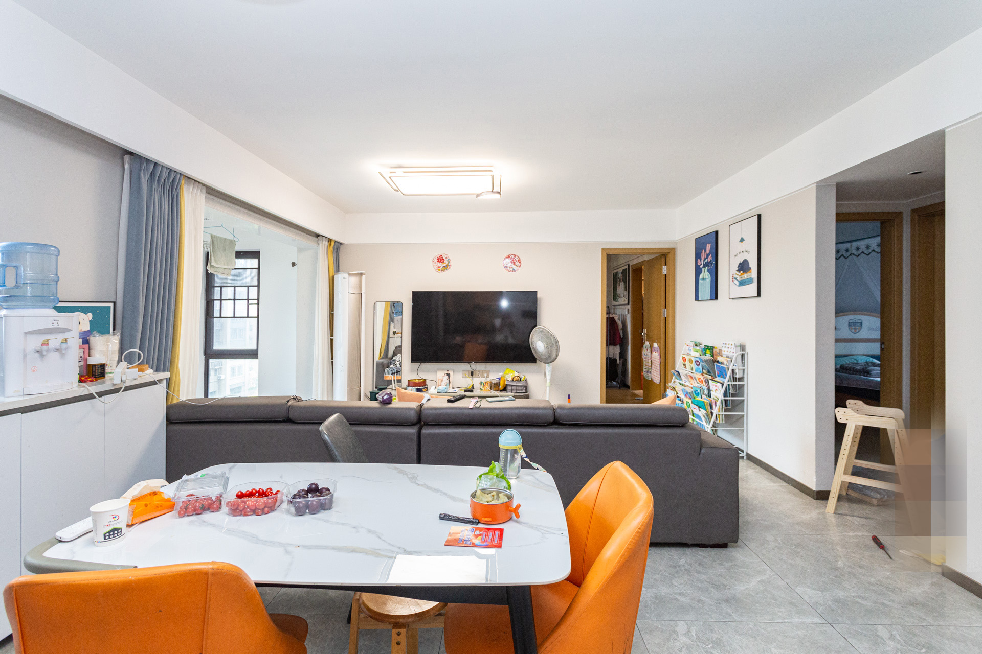 时代倾城四期 3室2厅2卫 105.0万 时代倾城四期 3室2厅2卫 105.0万客厅