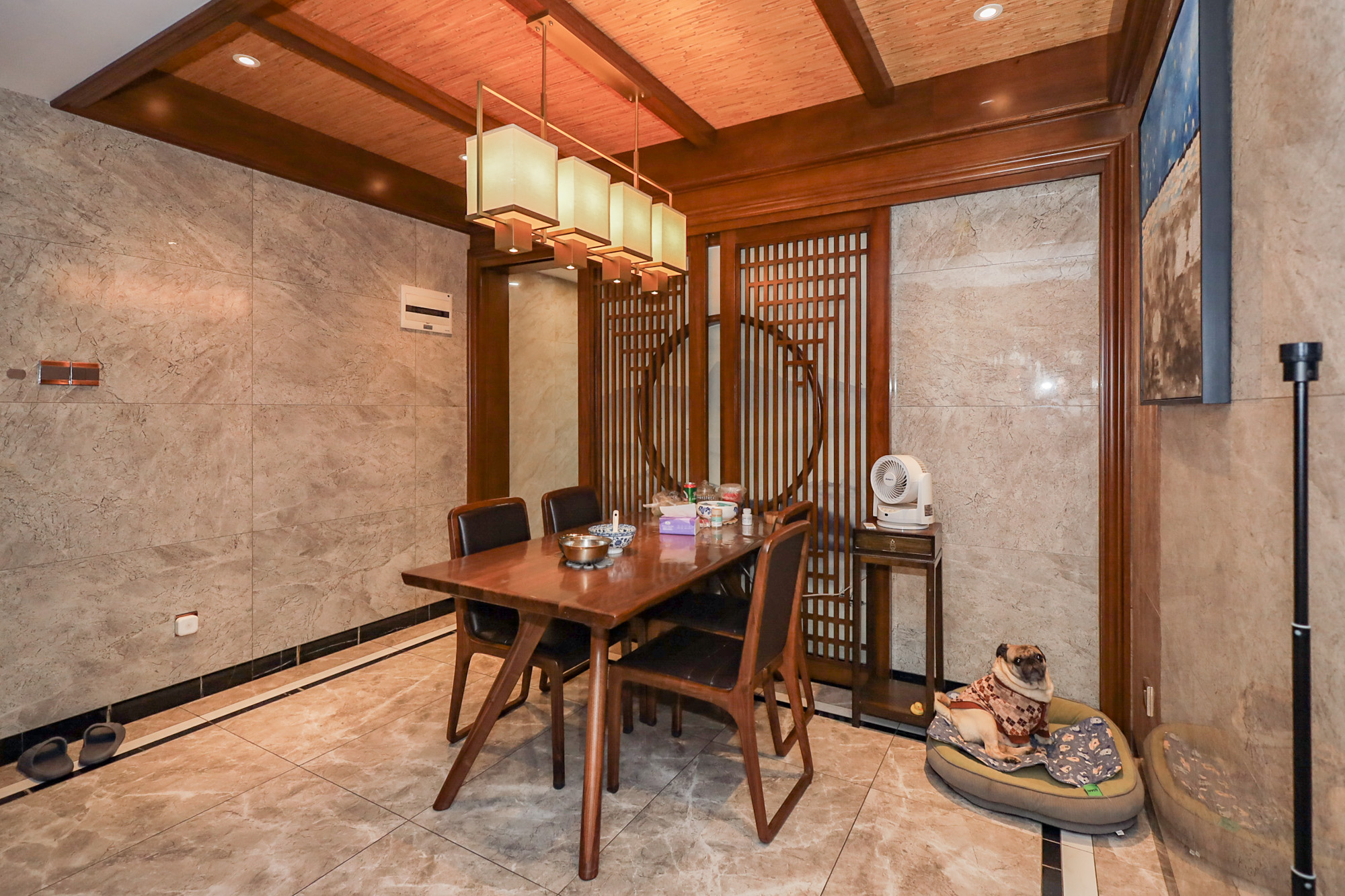 八方小区C区  3室1厅2卫   400.00万其他