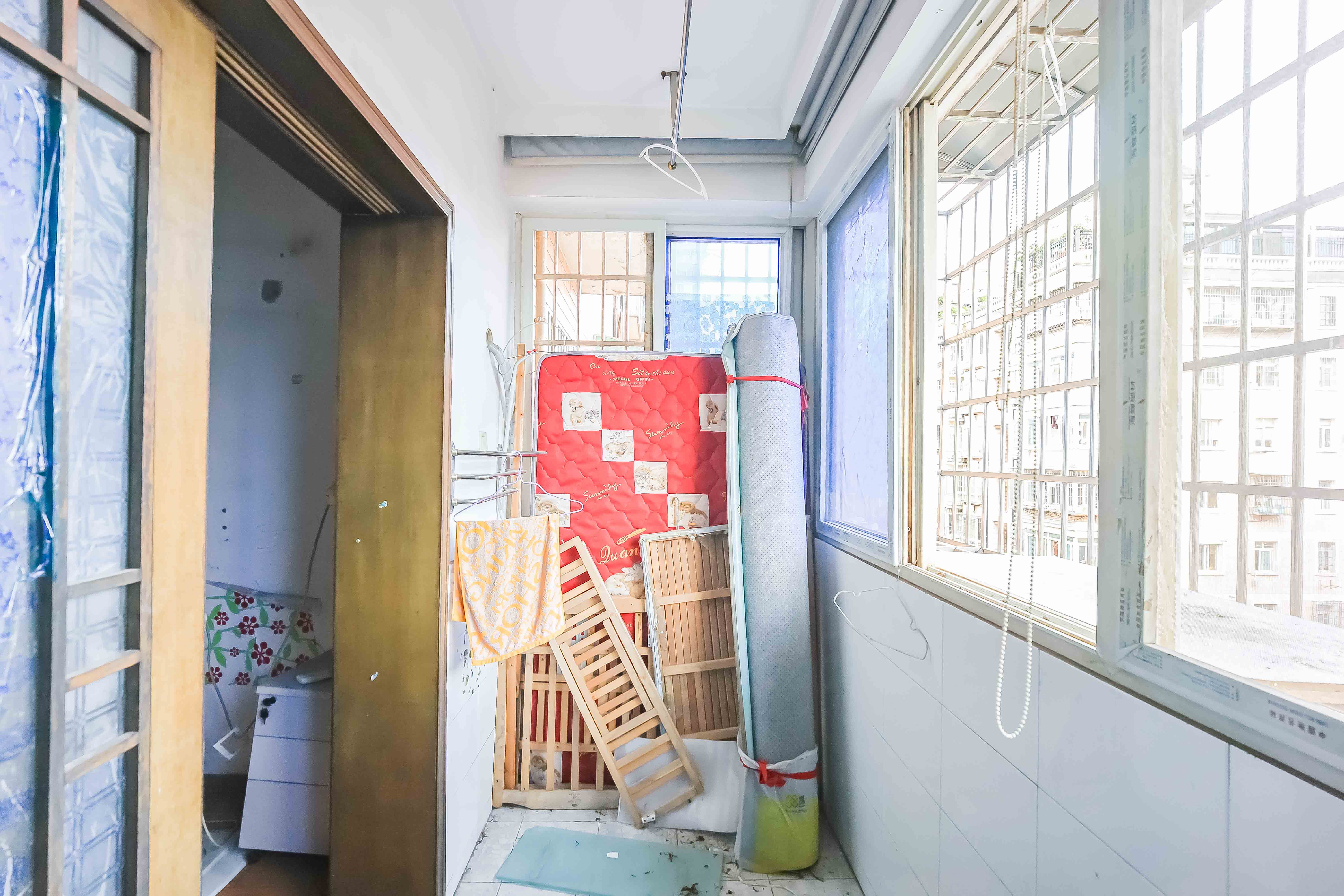 森宇佳园  3室2厅2卫   120.00万阳台