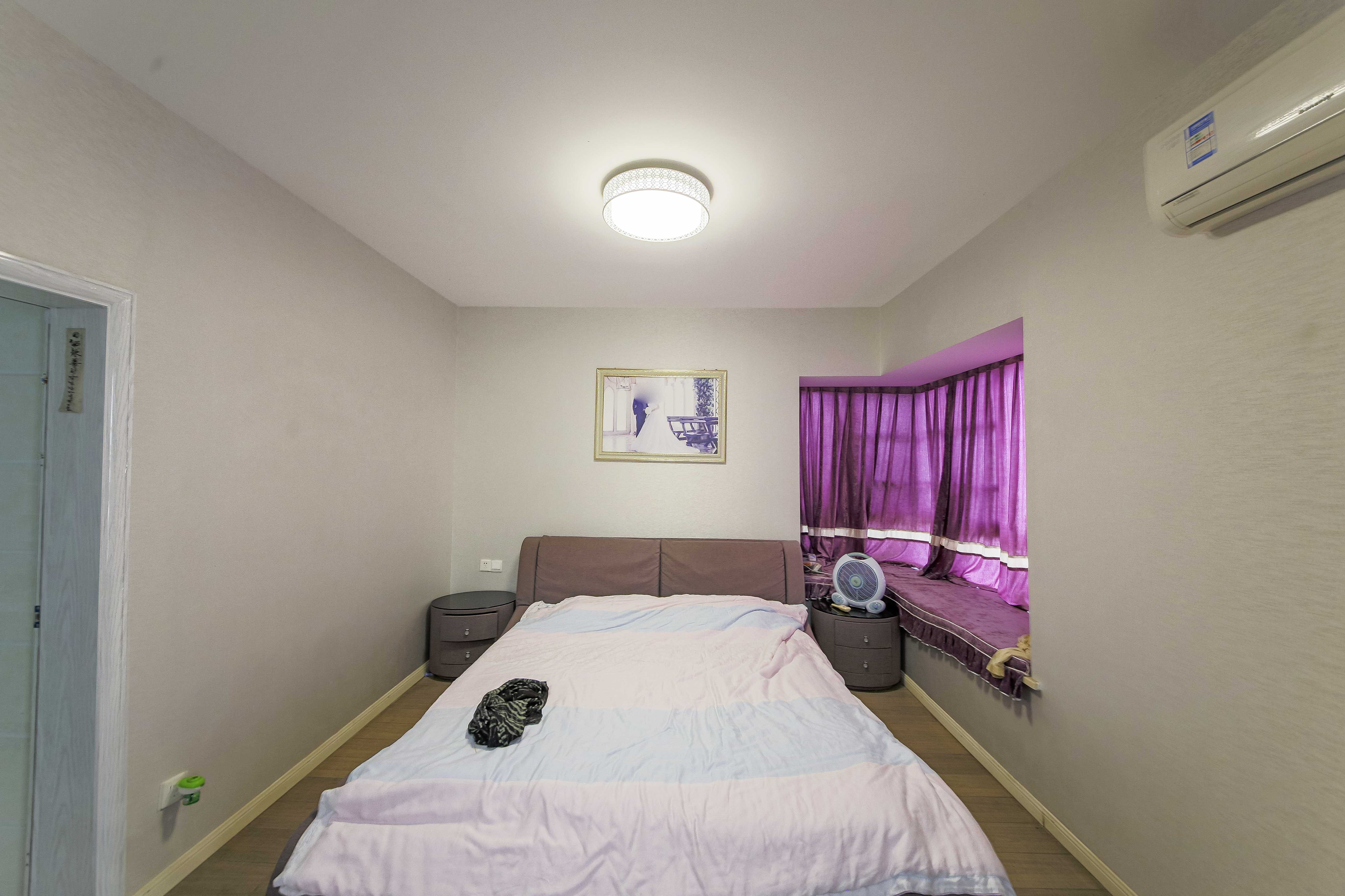 生活艺术城 4室2厅2卫 145.0万 生活艺术城 4室2厅2卫 145.0万卧室