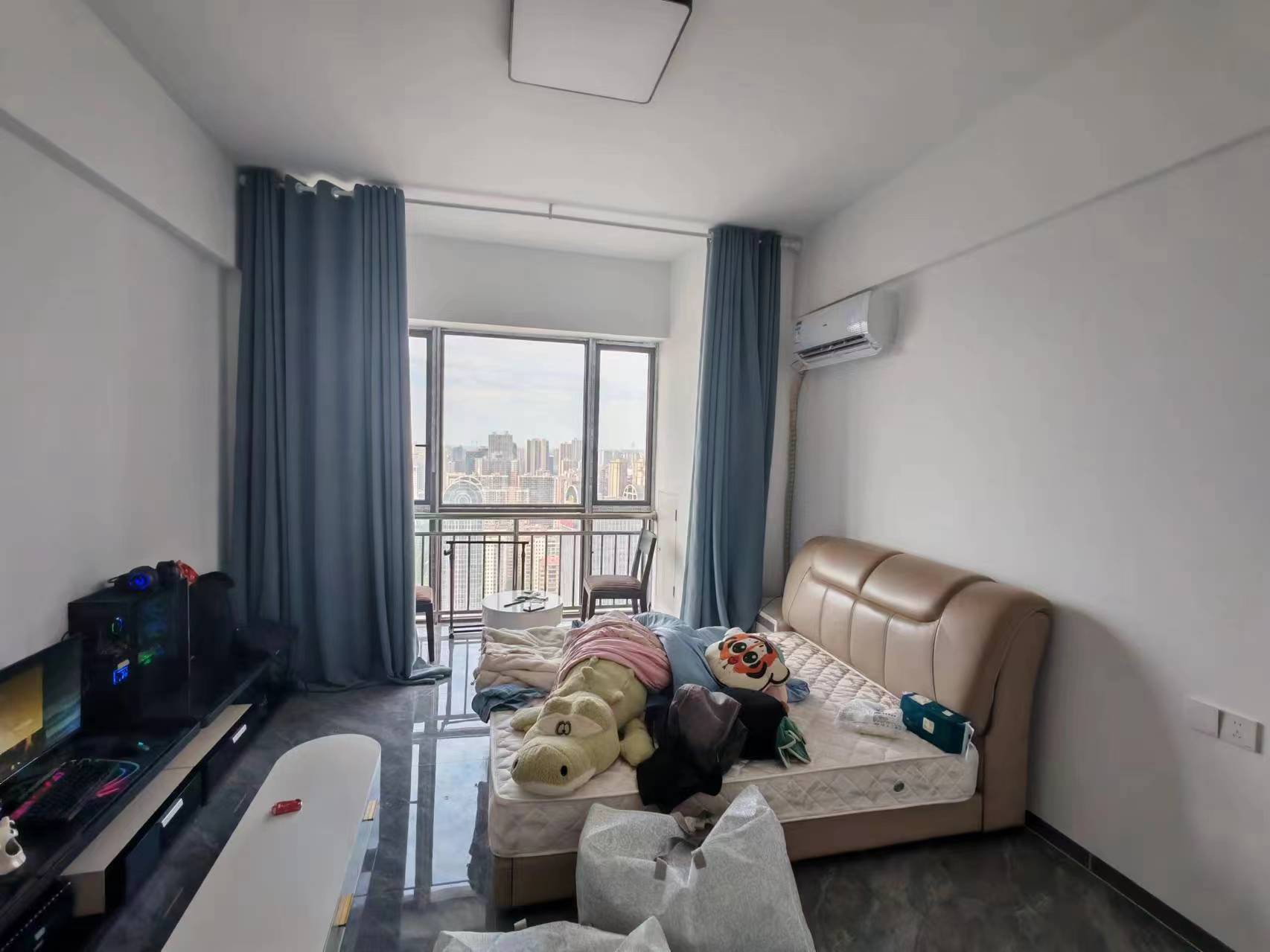 朗廷览江 1室0厅0卫 30.0万 朗廷览江 1室0厅0卫 30.0万室内图