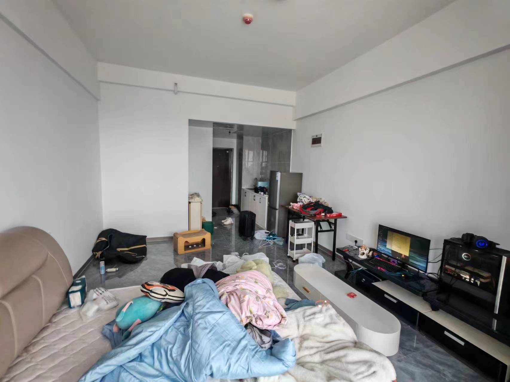 朗廷览江 1室0厅0卫 30.0万 朗廷览江 1室0厅0卫 30.0万室内图