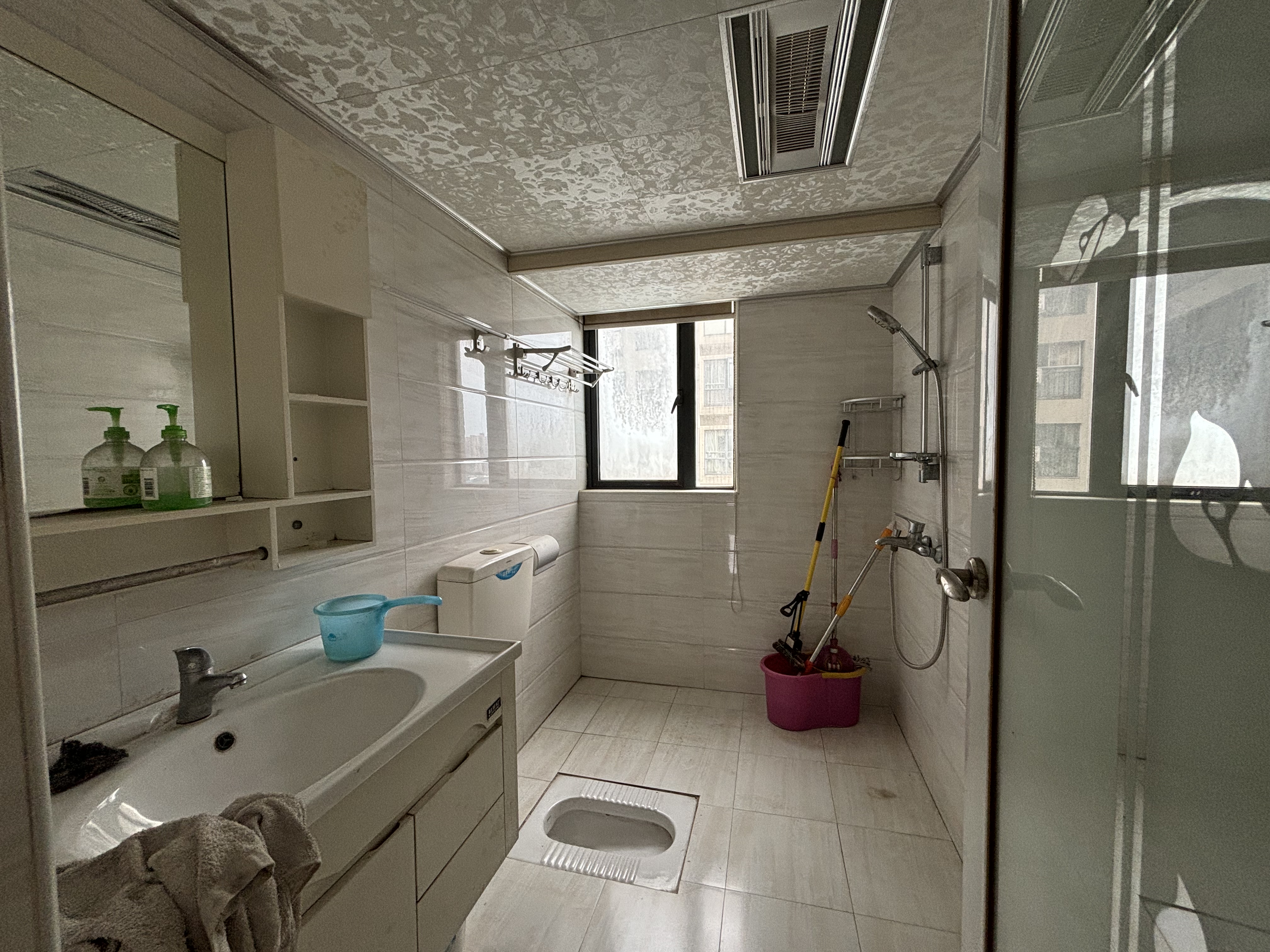 恒瑞雅园 4室2厅2卫 60.0万 恒瑞雅园 4室2厅2卫 60.0万室内图