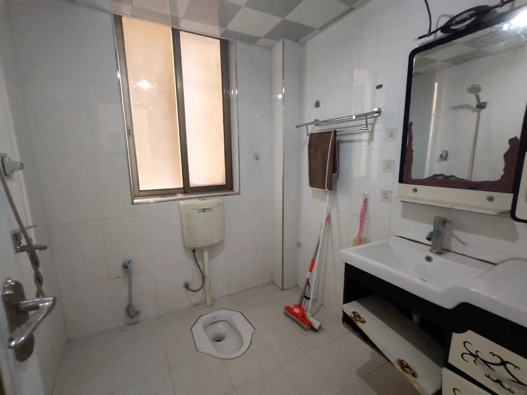 阳光爱琴海 3室2厅2卫 36.8万 阳光爱琴海 3室2厅2卫 36.8万室内图