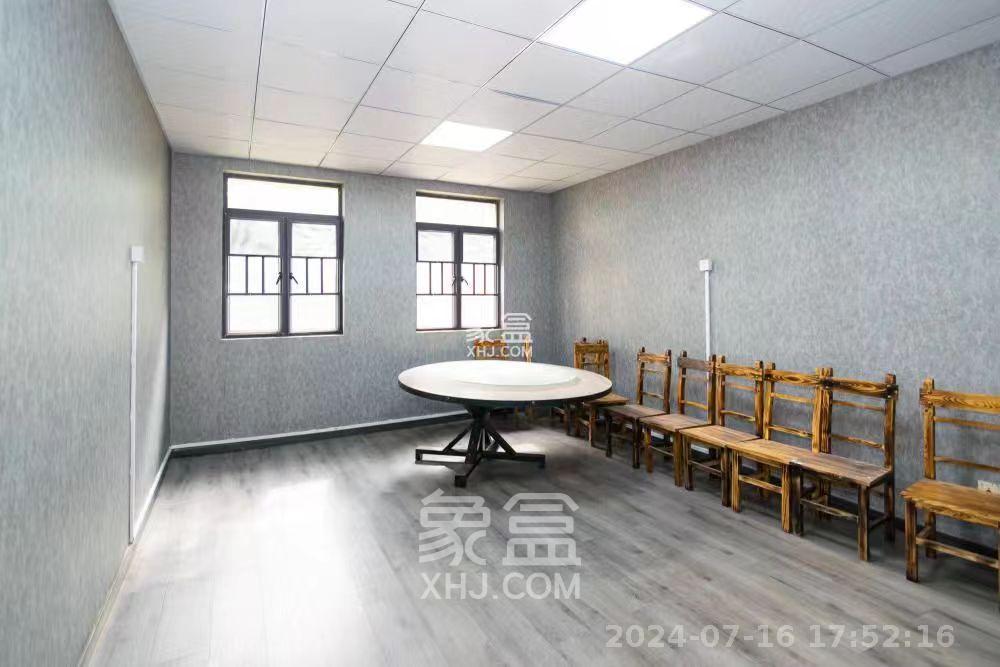 润和紫郡一期  5室2厅1卫   2500.00元/月室内图