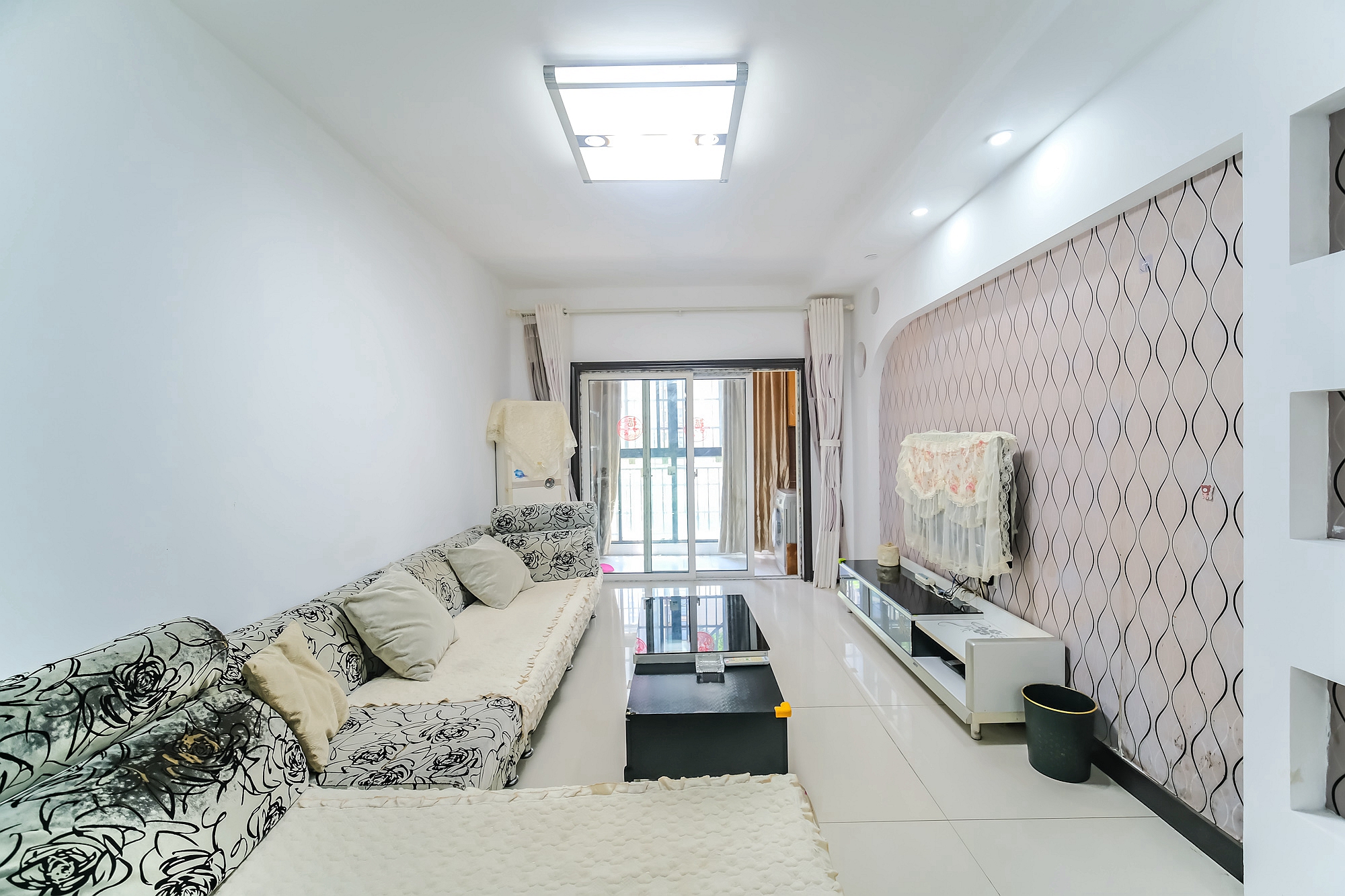 山水湾 2室2厅1卫 46.8万 山水湾 2室2厅1卫 46.8万客厅