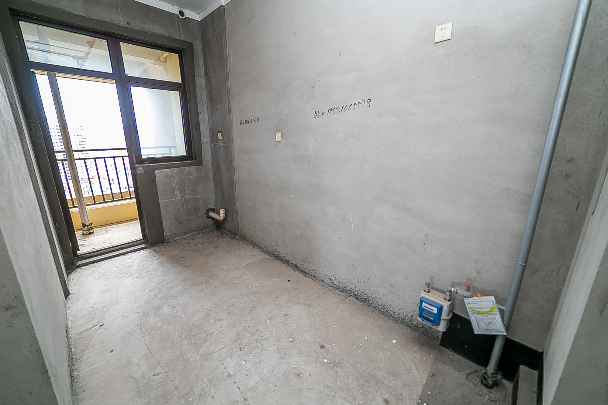 中建江山壹号  4室2厅3卫   413.00万其他