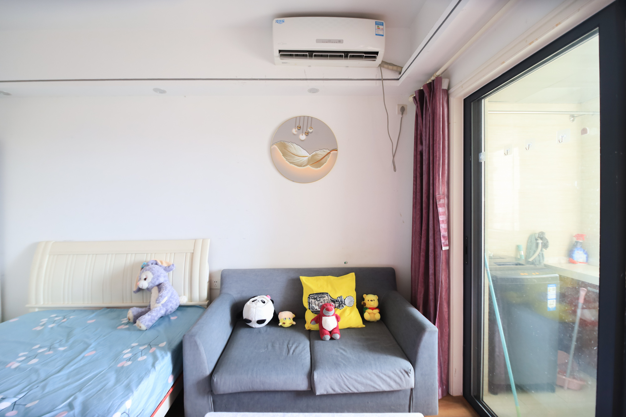 中建木莲工社  1室1厅1卫   24.00万客厅