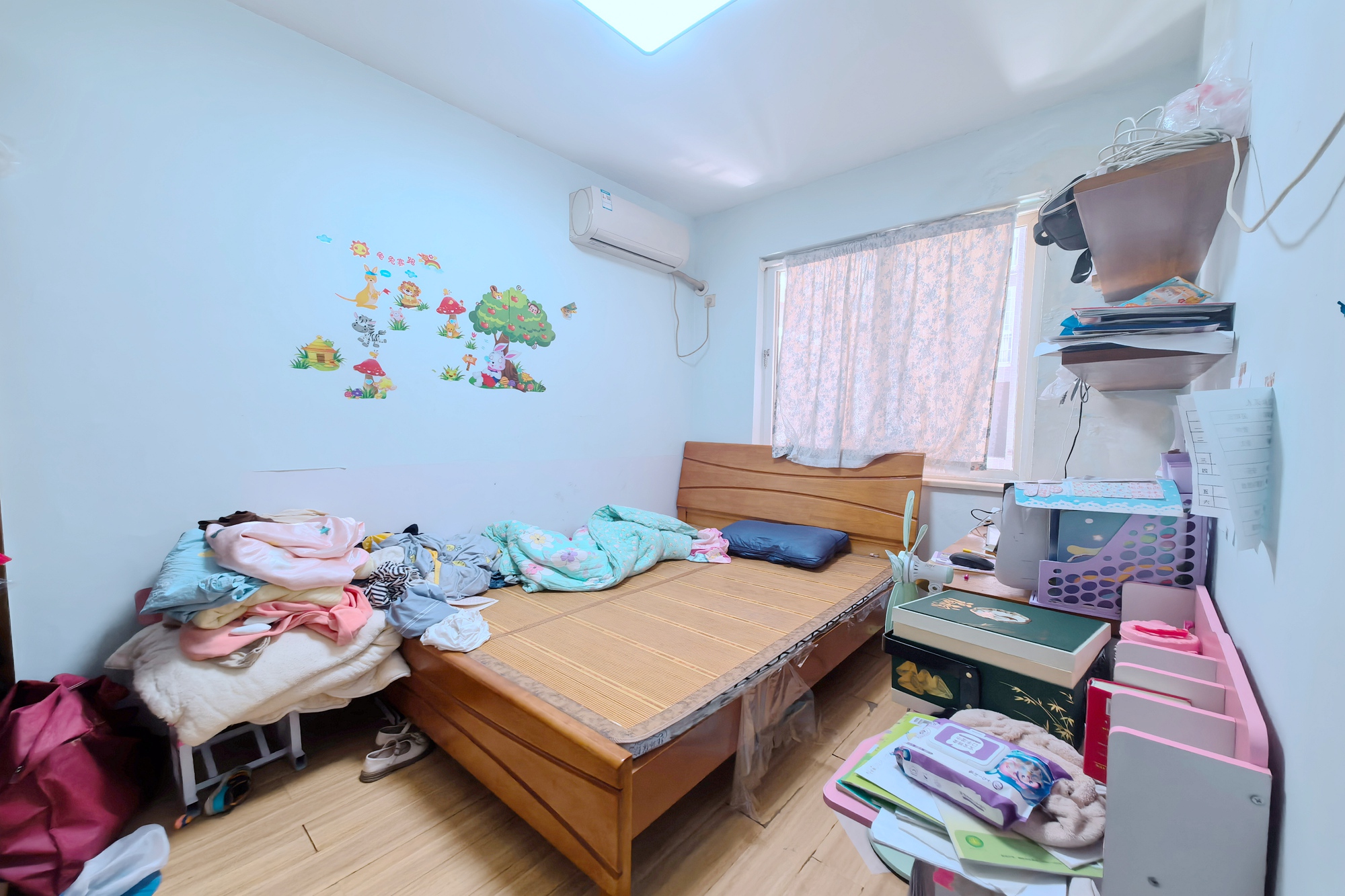 菁华源  3室2厅2卫   96.80万卧室