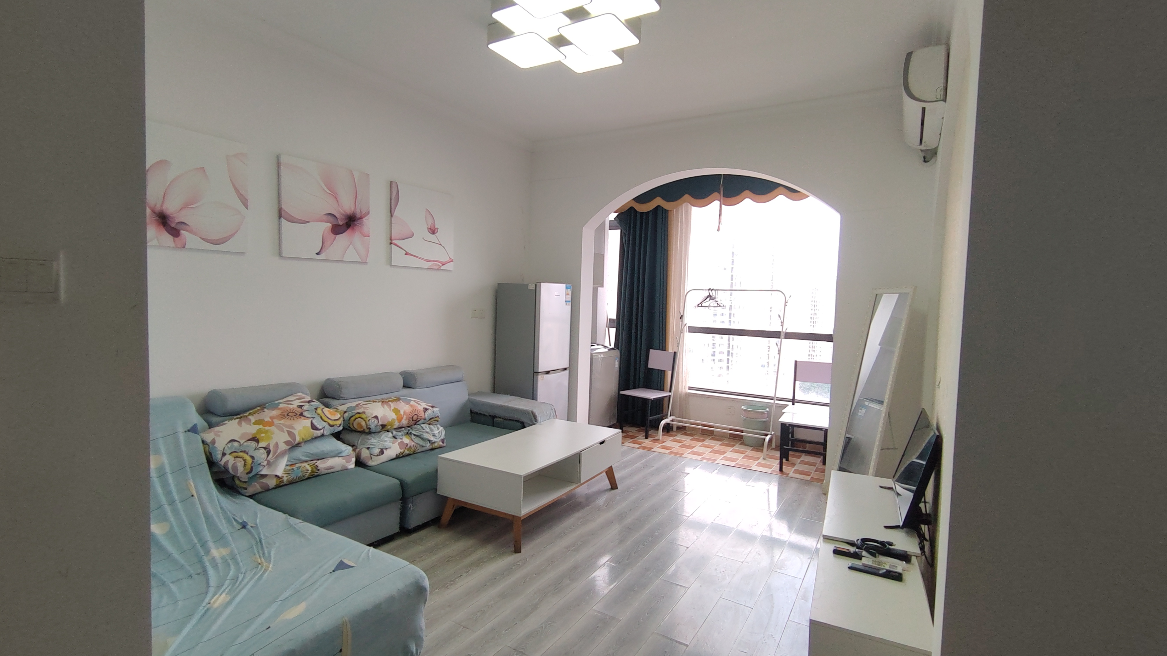 华晨御园 2室2厅1卫 65.0万 华晨御园 2室2厅1卫 65.0万室内图