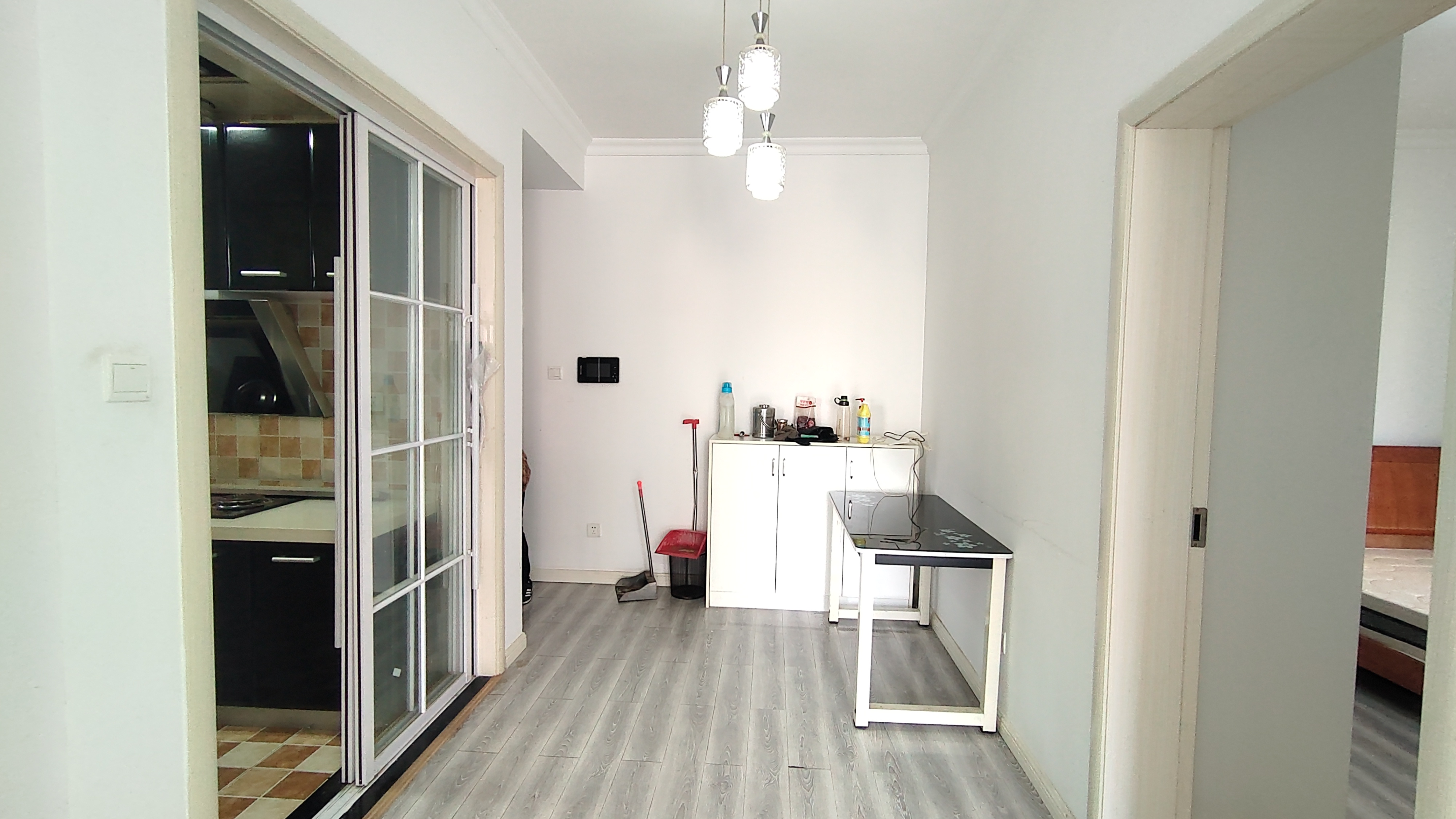 华晨御园 2室2厅1卫 65.0万 华晨御园 2室2厅1卫 65.0万室内图