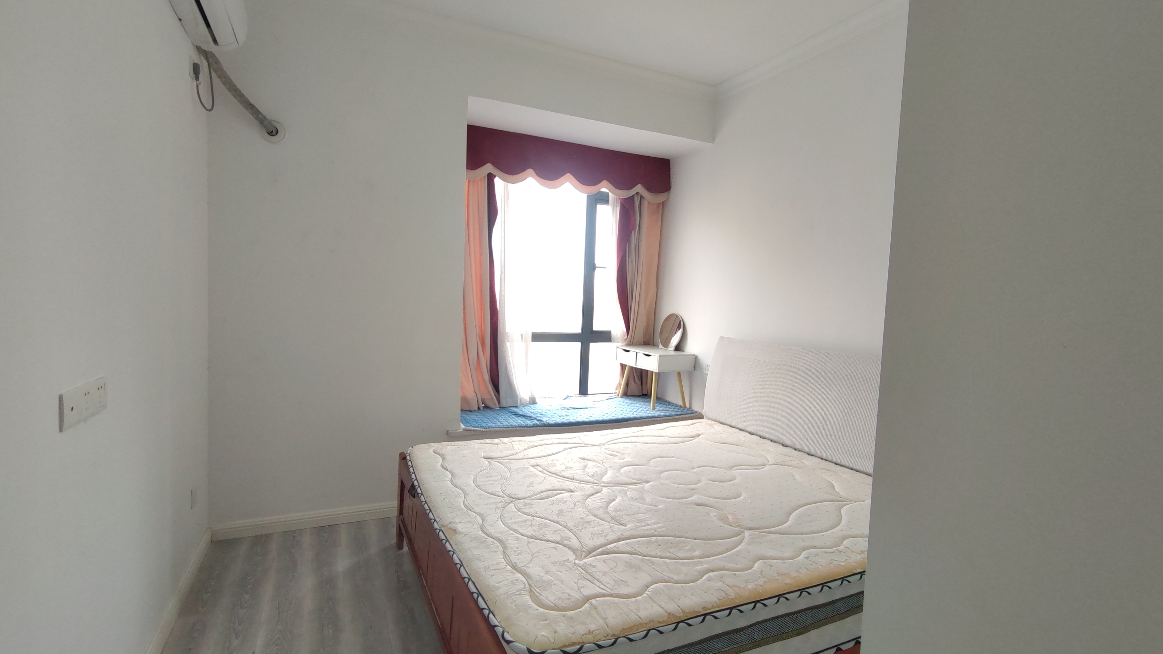 华晨御园 2室2厅1卫 65.0万 华晨御园 2室2厅1卫 65.0万室内图