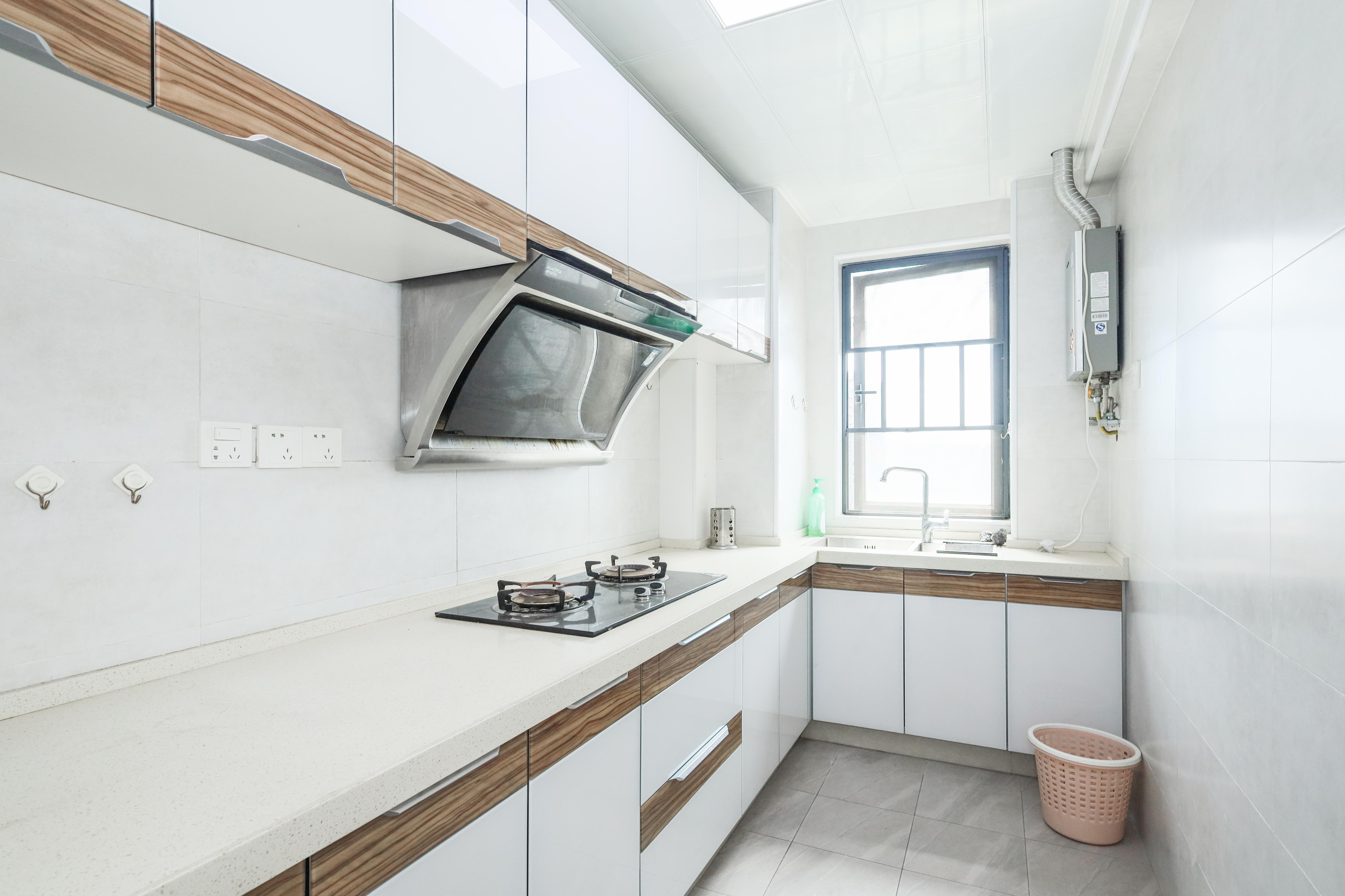 好莱城(弘德西街) 2室2厅1卫 68.0万 好莱城(弘德西街) 2室2厅1卫 68.0万厨房