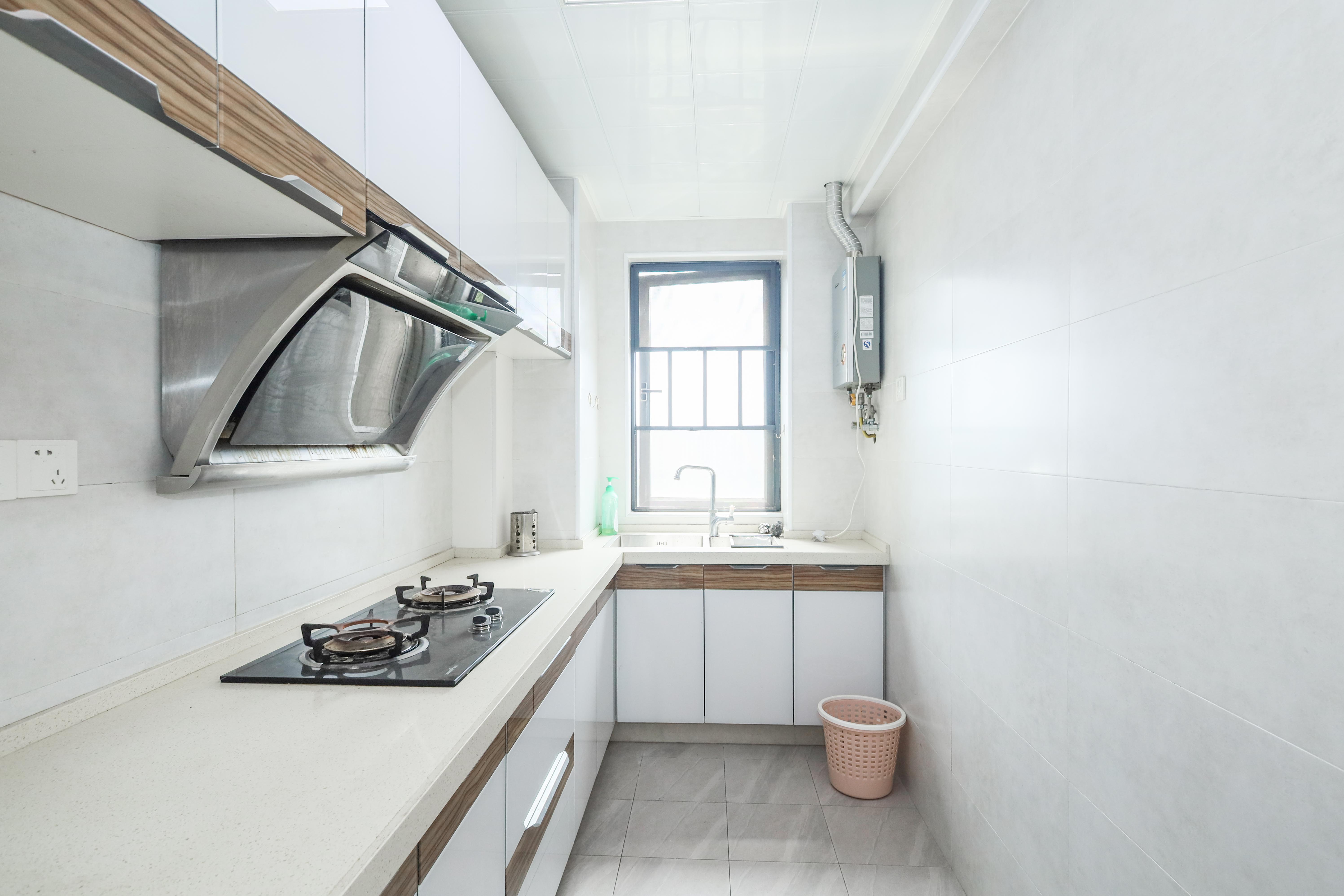 好莱城(弘德西街) 2室2厅1卫 68.0万 好莱城(弘德西街) 2室2厅1卫 68.0万厨房