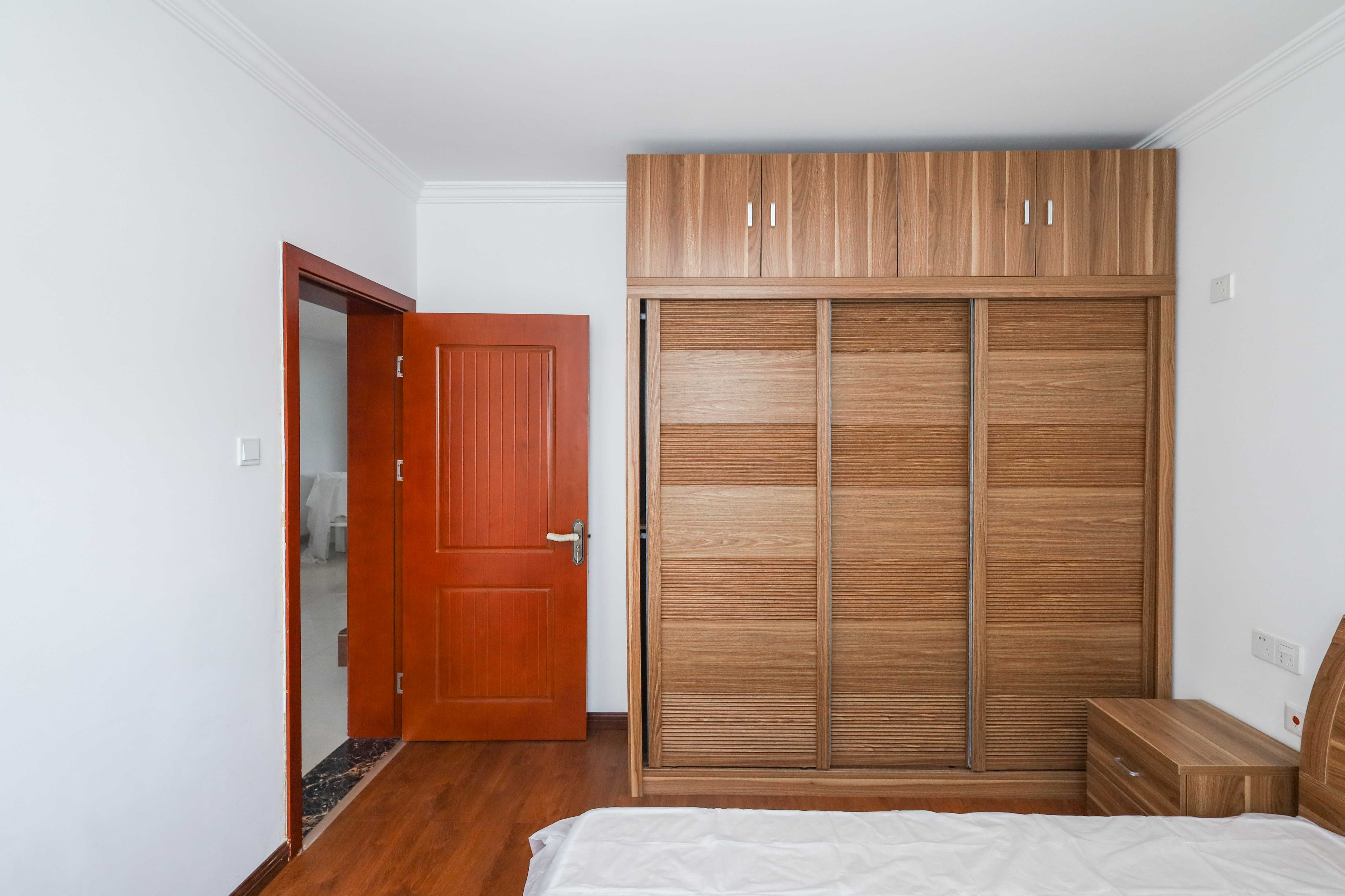 好莱城(弘德西街) 2室2厅1卫 68.0万 好莱城(弘德西街) 2室2厅1卫 68.0万卧室