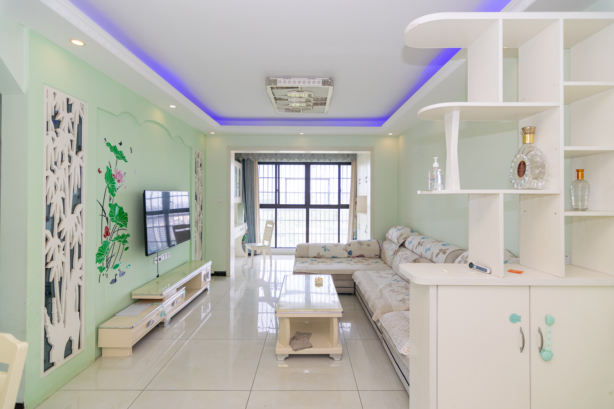 湖南报业文化城(米地亚家园) 3室2厅1卫 75.0万 湖南报业文化城(米地亚家园) 3室2厅1卫 75.0万客厅