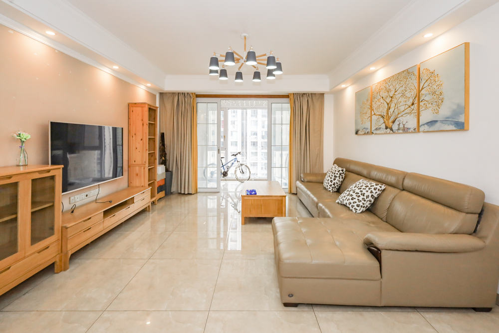 八方小区C区  3室2厅2卫    540.0万