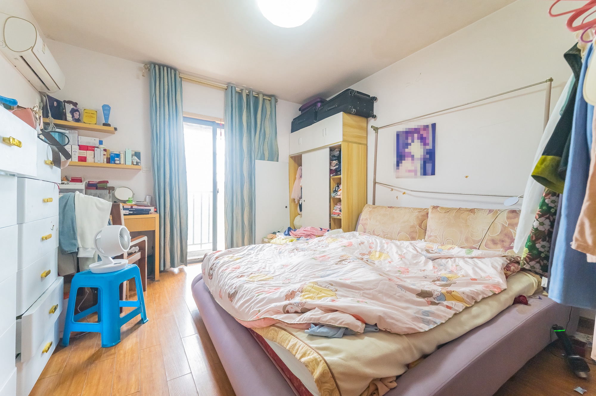 鹏基诺亚山林  4室2厅2卫    98.6万卧室