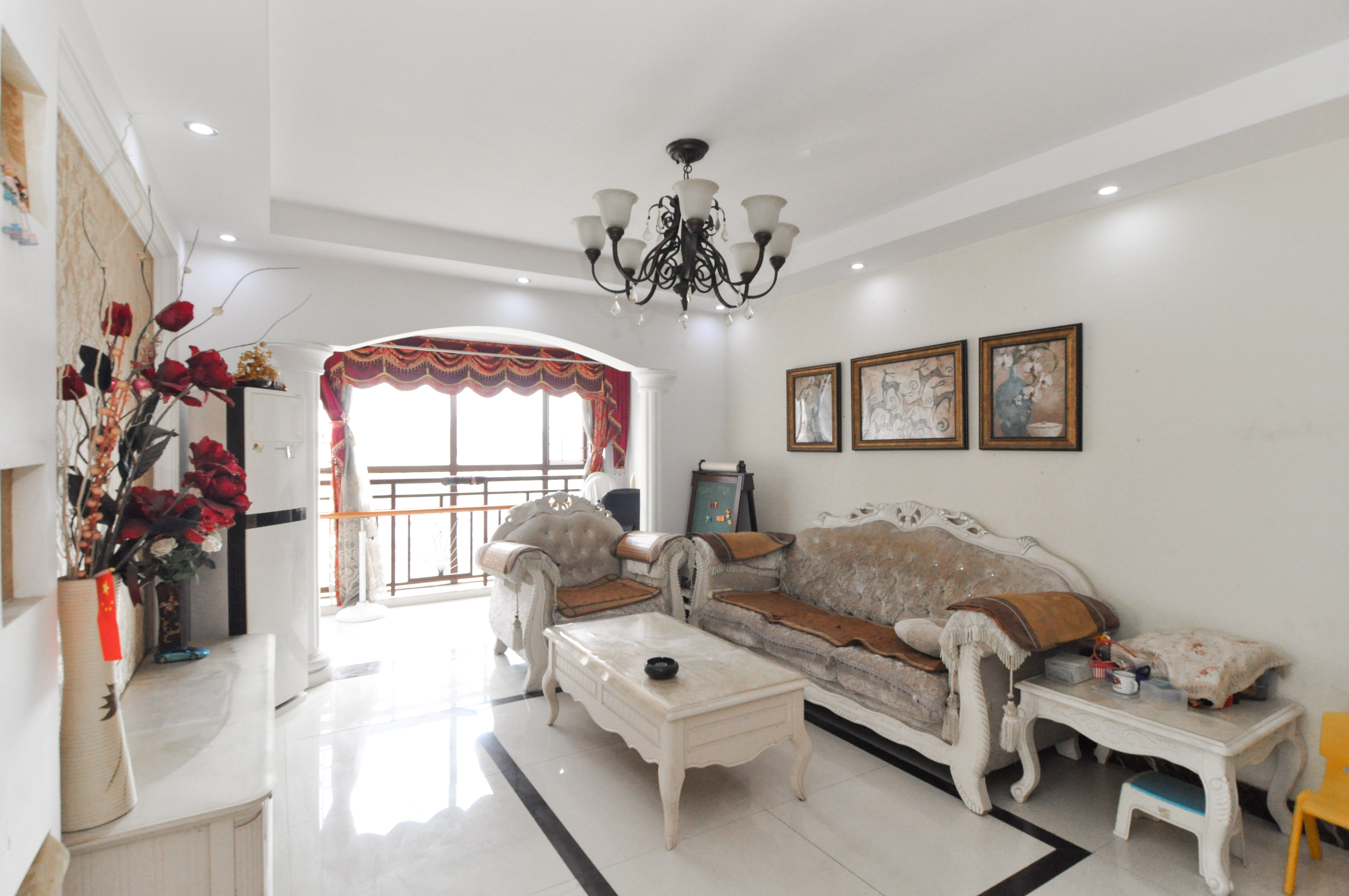 高信向日葵 2室2厅1卫 88.0万 高信向日葵 2室2厅1卫 88.0万客厅