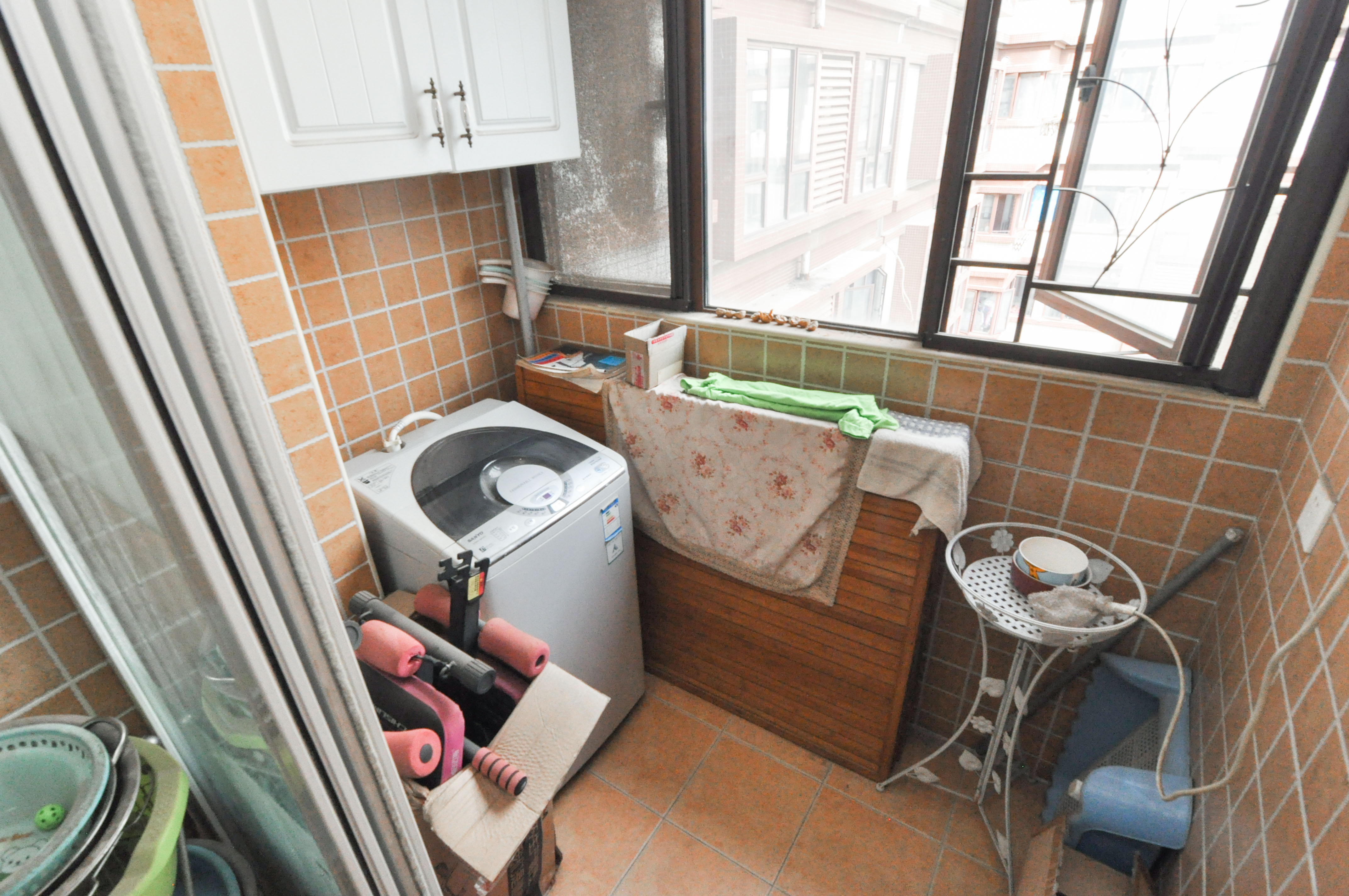 高信向日葵 2室2厅1卫 88.0万 高信向日葵 2室2厅1卫 88.0万其他