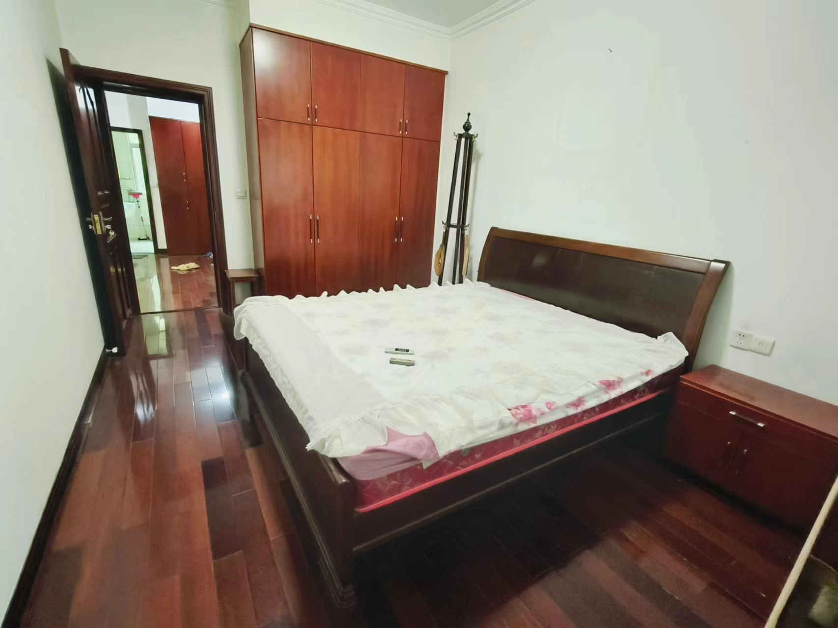 时代雅园 4室2厅2卫 82.8万 时代雅园 4室2厅2卫 82.8万室内图