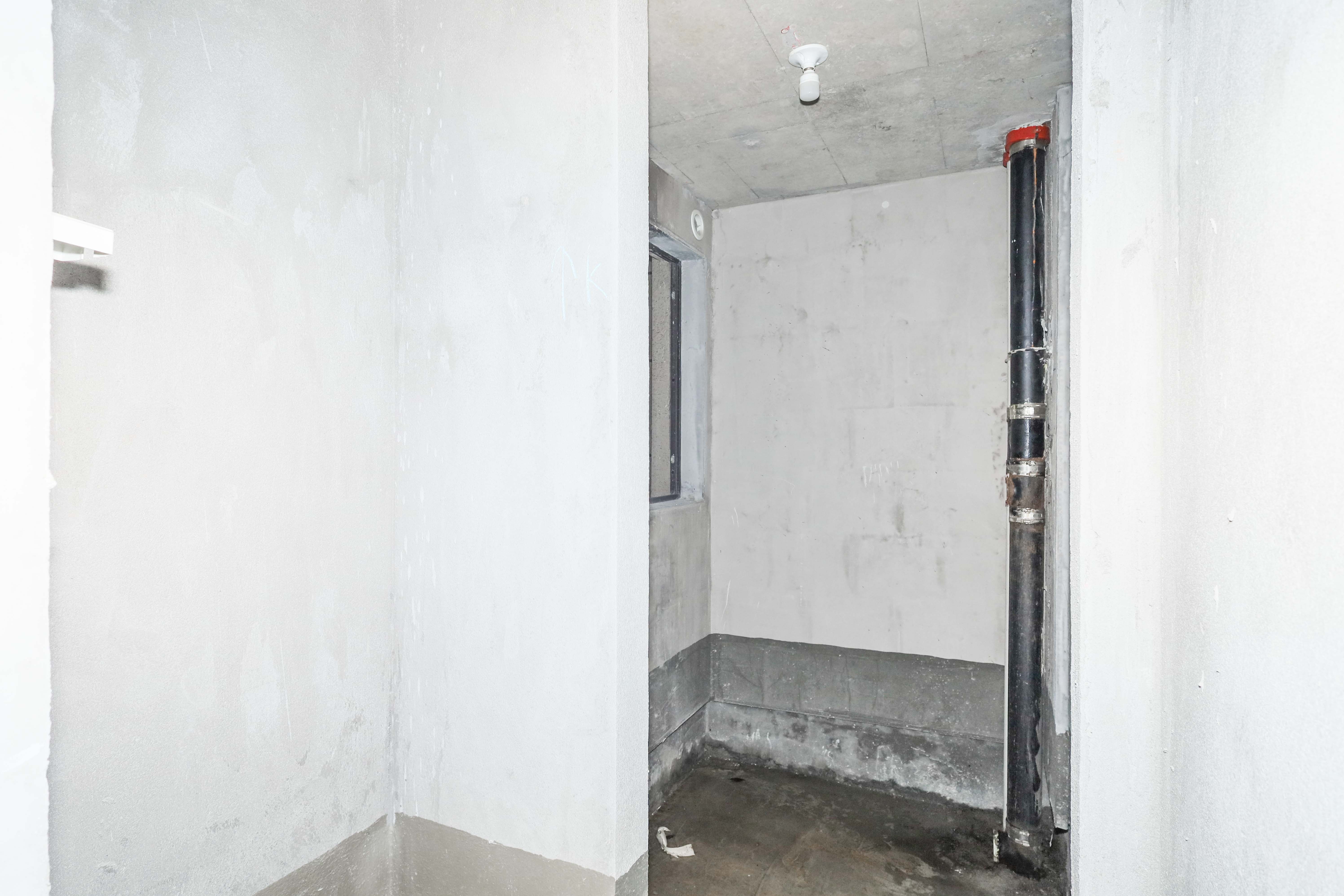 建发央著  4室2厅2卫   217.00万卫生间