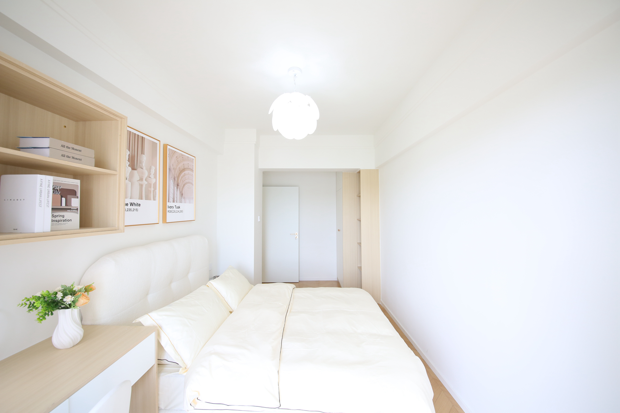 都市先锋  3室2厅1卫    84.8万卧室