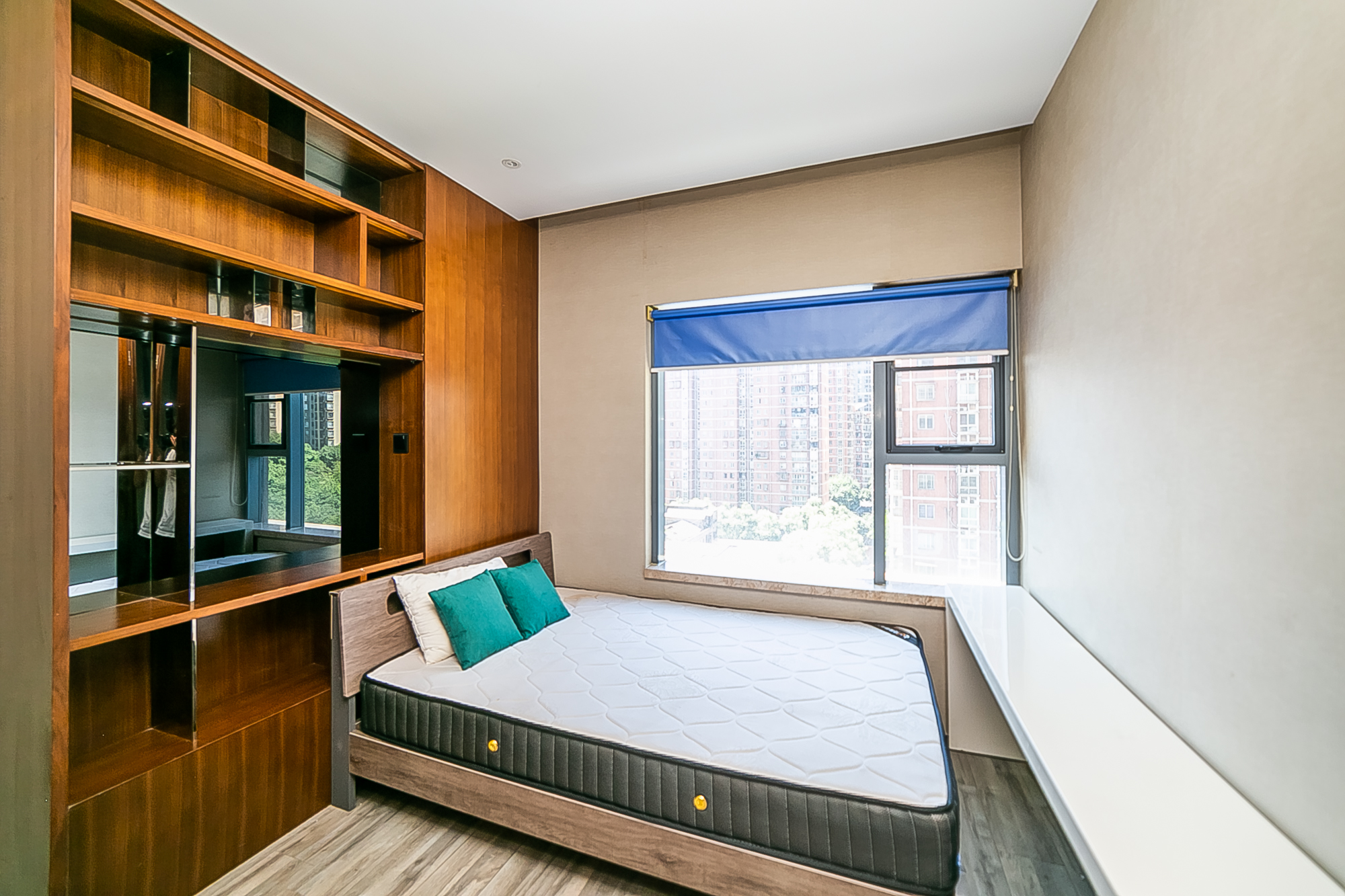 东怡外国(南湖一号)  1室1厅1卫    125.0万 东怡外国(南湖一号)  1室1厅1卫    125.0万卧室