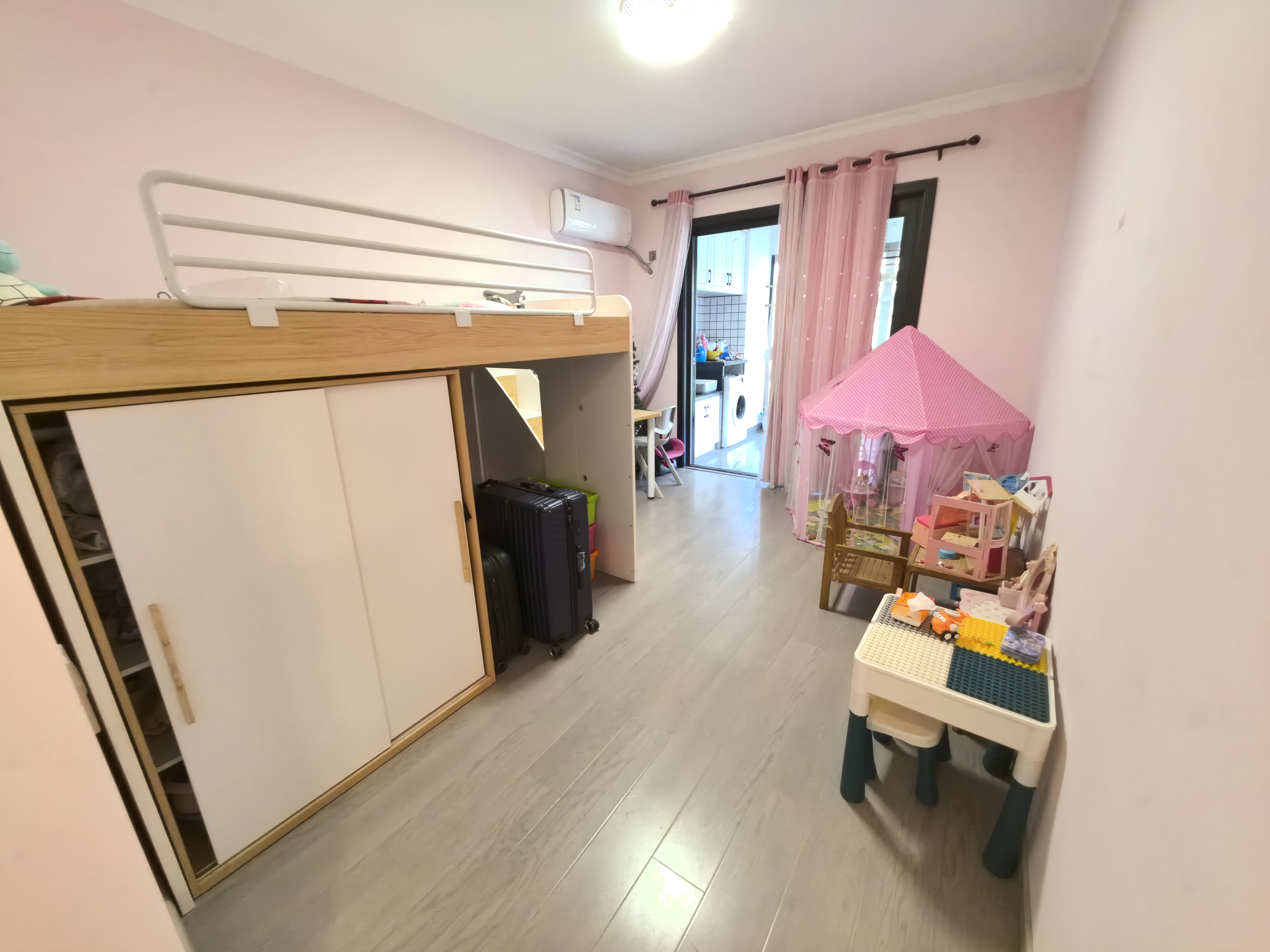 上善国际(翰林府) 4室2厅2卫 74.8万 上善国际(翰林府) 4室2厅2卫 74.8万室内图