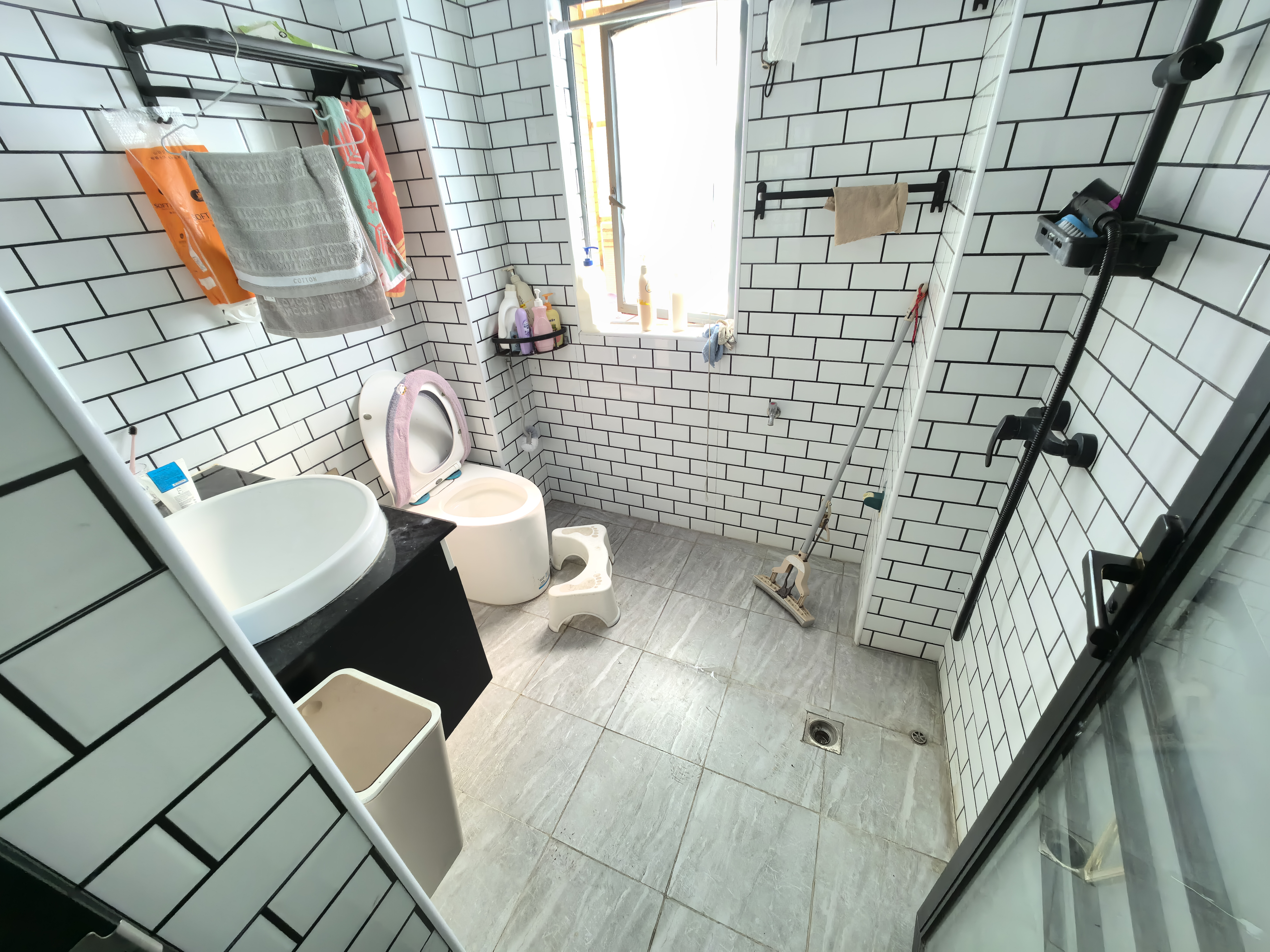 上善国际(翰林府) 4室2厅2卫 74.8万 上善国际(翰林府) 4室2厅2卫 74.8万室内图