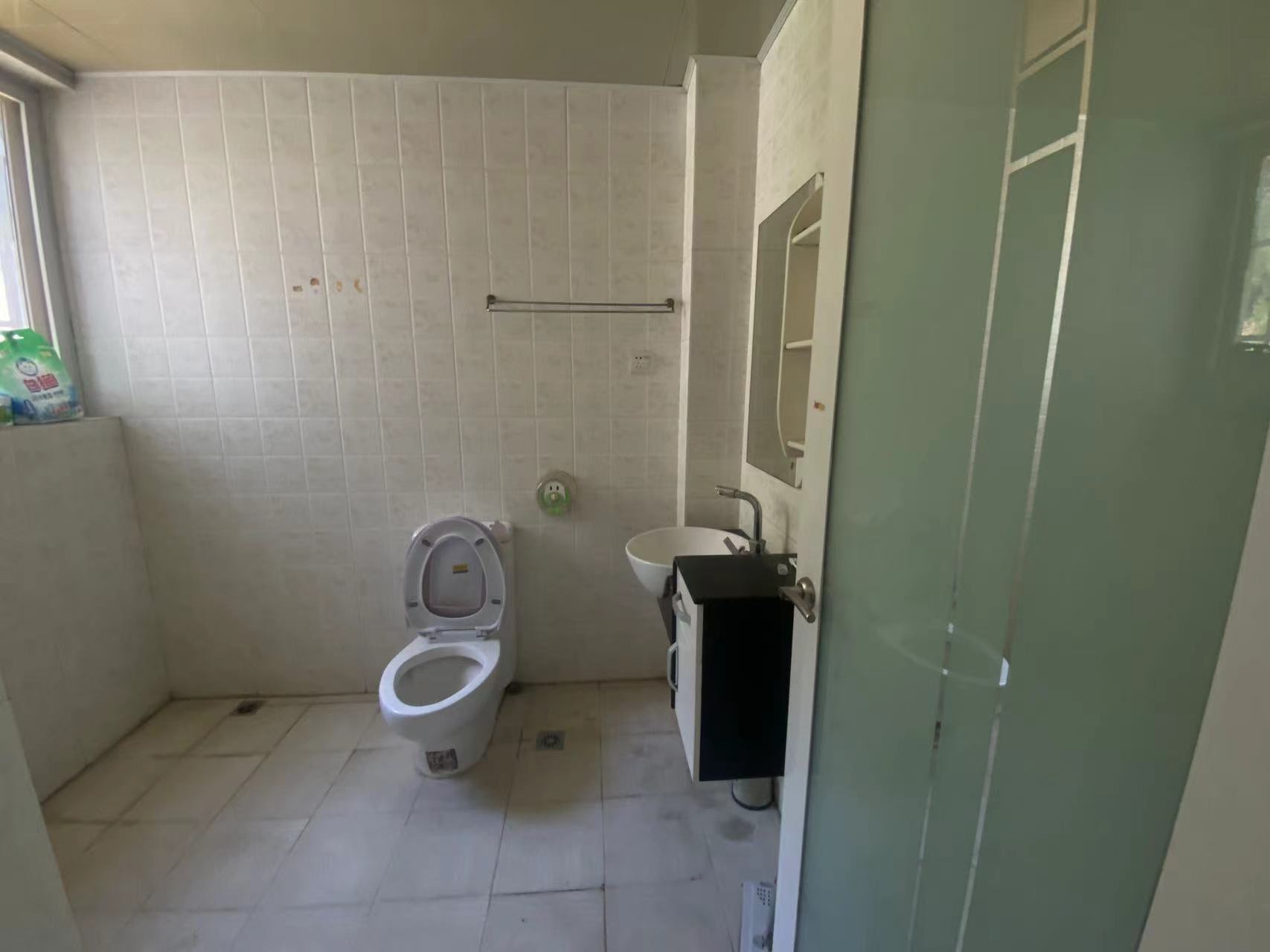 枫溪苑 4室2厅2卫 67.0万 枫溪苑 4室2厅2卫 67.0万室内图