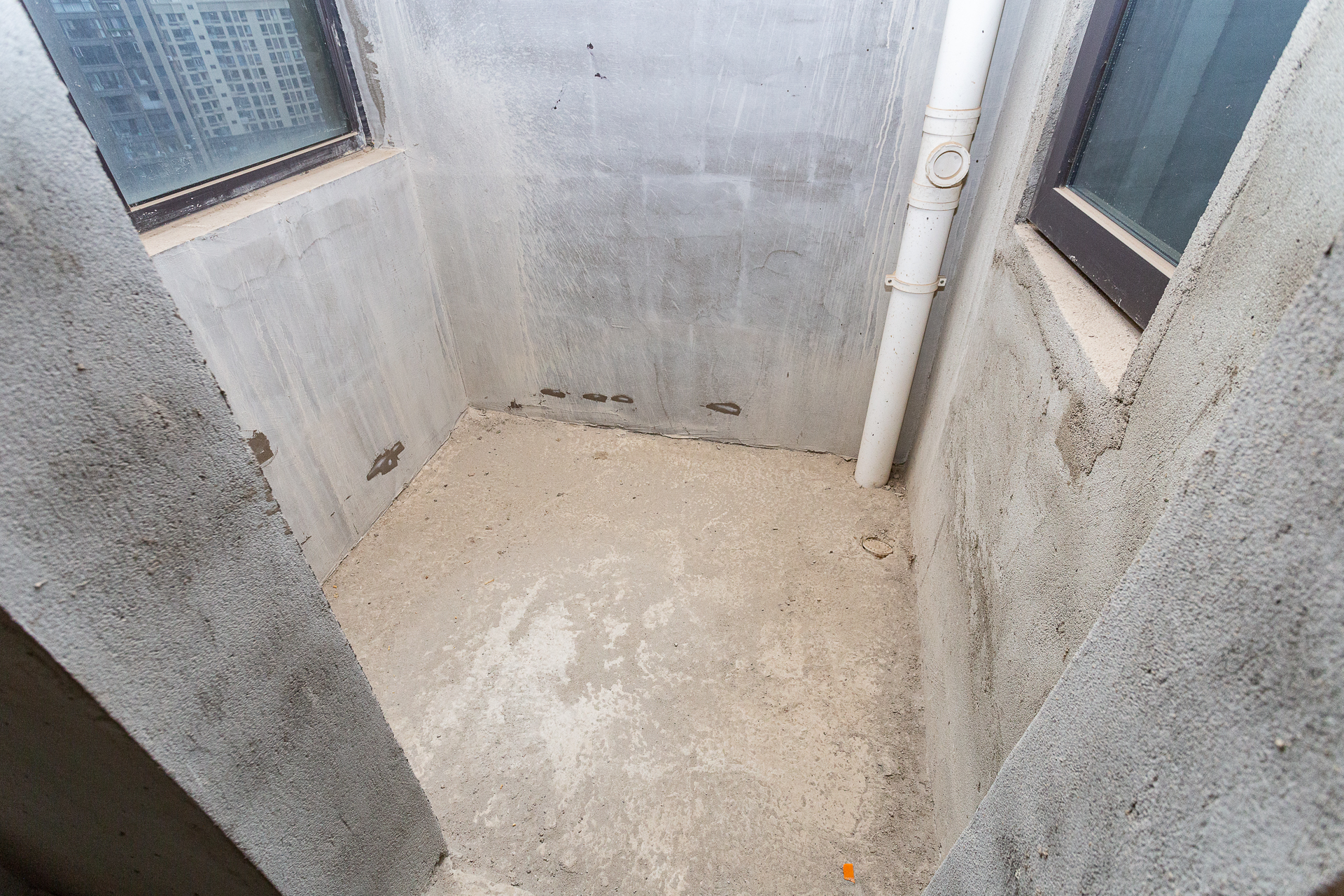 勤诚达境界城 4室2厅2卫 95.0万 勤诚达境界城 4室2厅2卫 95.0万阳台