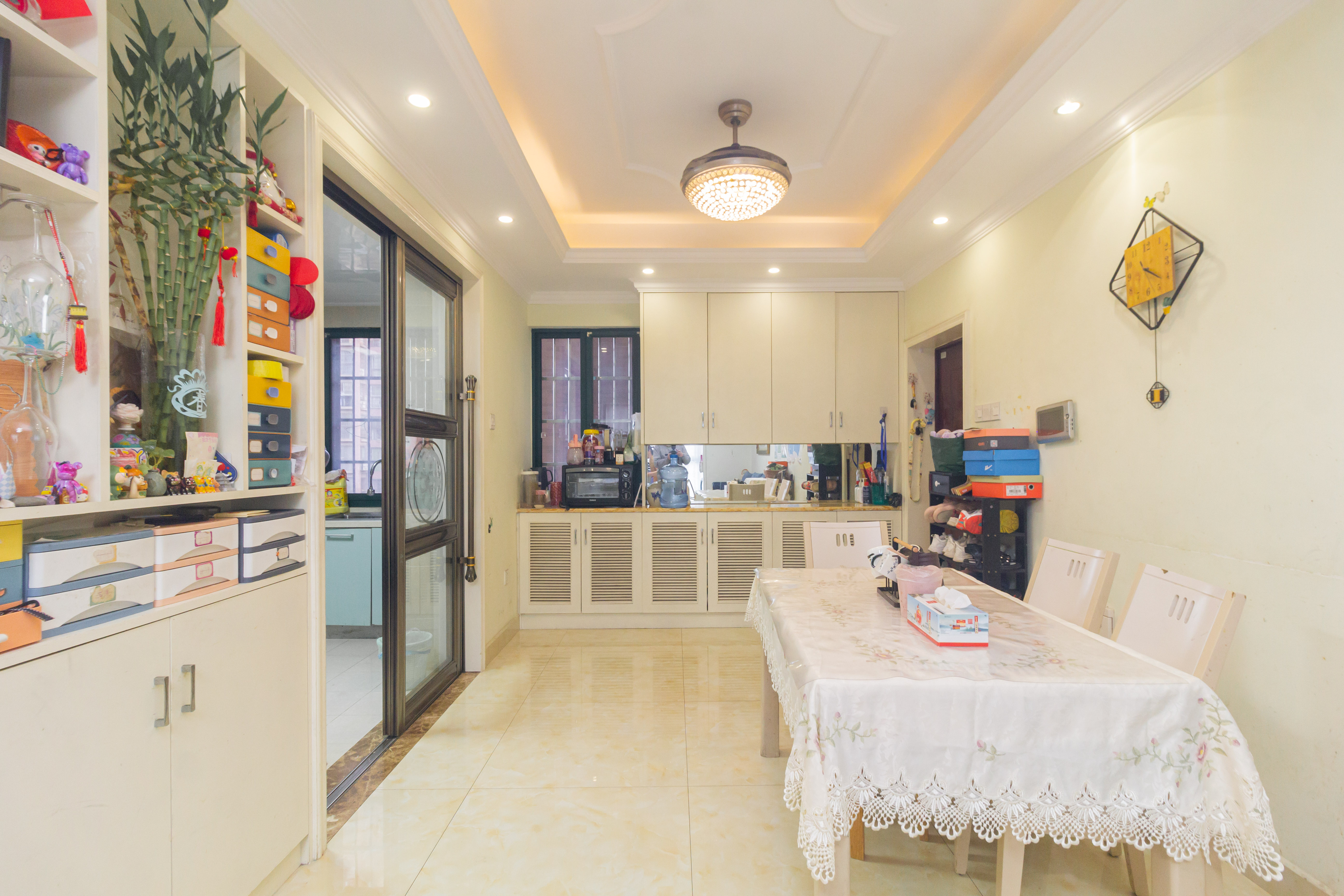 紫云阁 3室2厅2卫 69.8万 紫云阁 3室2厅2卫 69.8万客厅