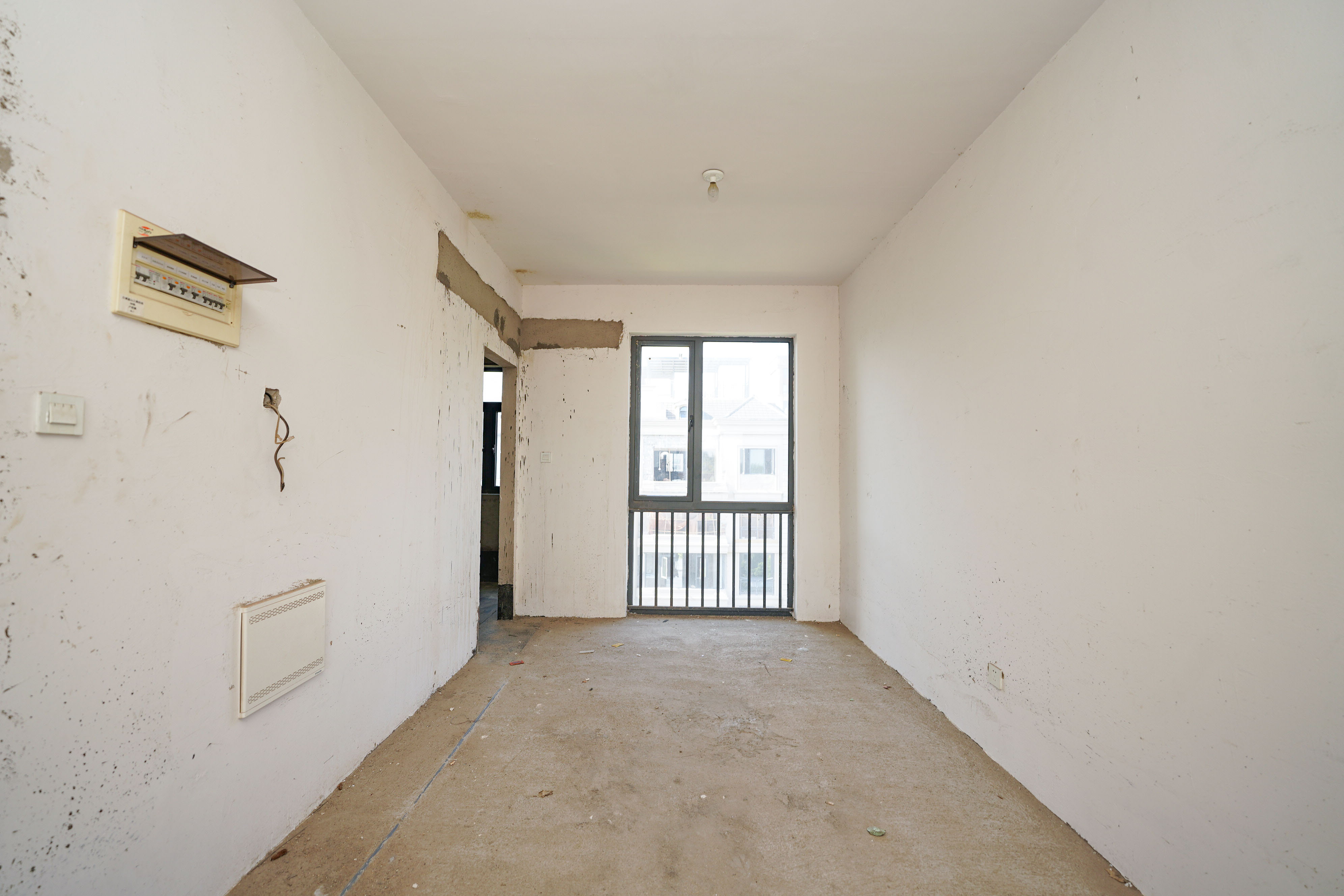 五矿万境蓝山 3室2厅2卫 190.0万 五矿万境蓝山 3室2厅2卫 190.0万客厅