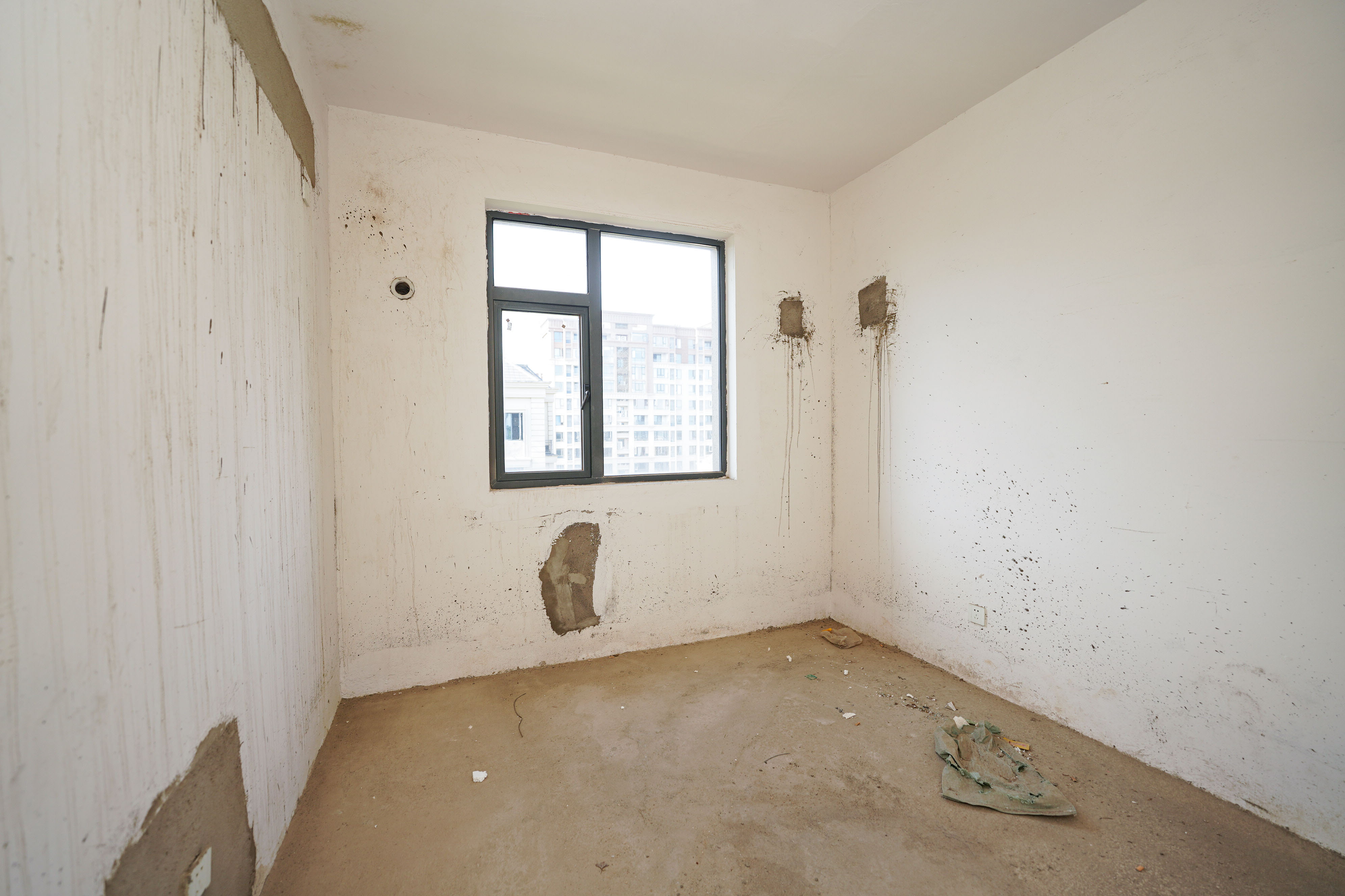 五矿万境蓝山 3室2厅2卫 190.0万 五矿万境蓝山 3室2厅2卫 190.0万卧室