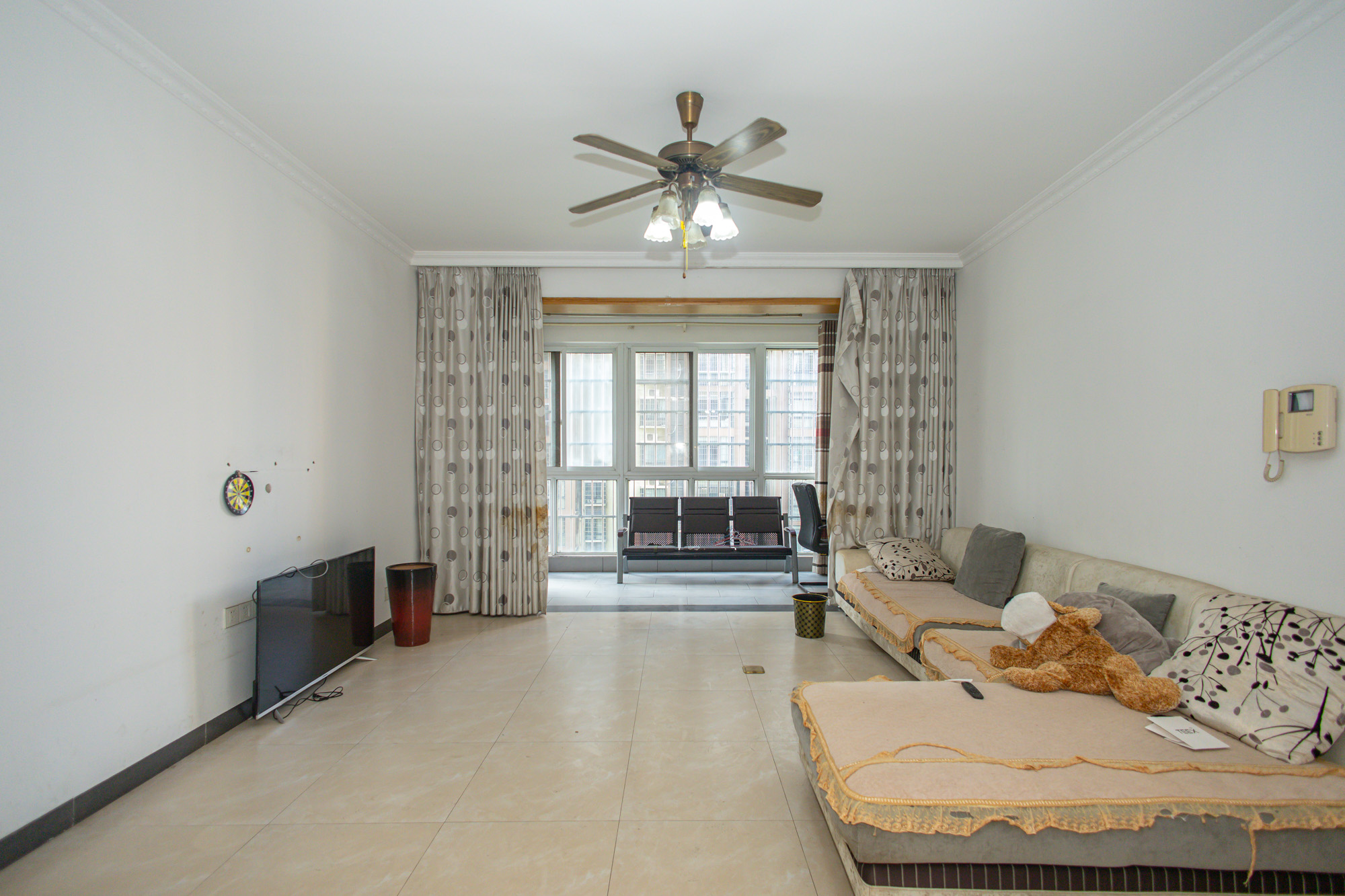 楚天世纪城东苑 3室2厅2卫 79.0万 楚天世纪城东苑 3室2厅2卫 79.0万客厅