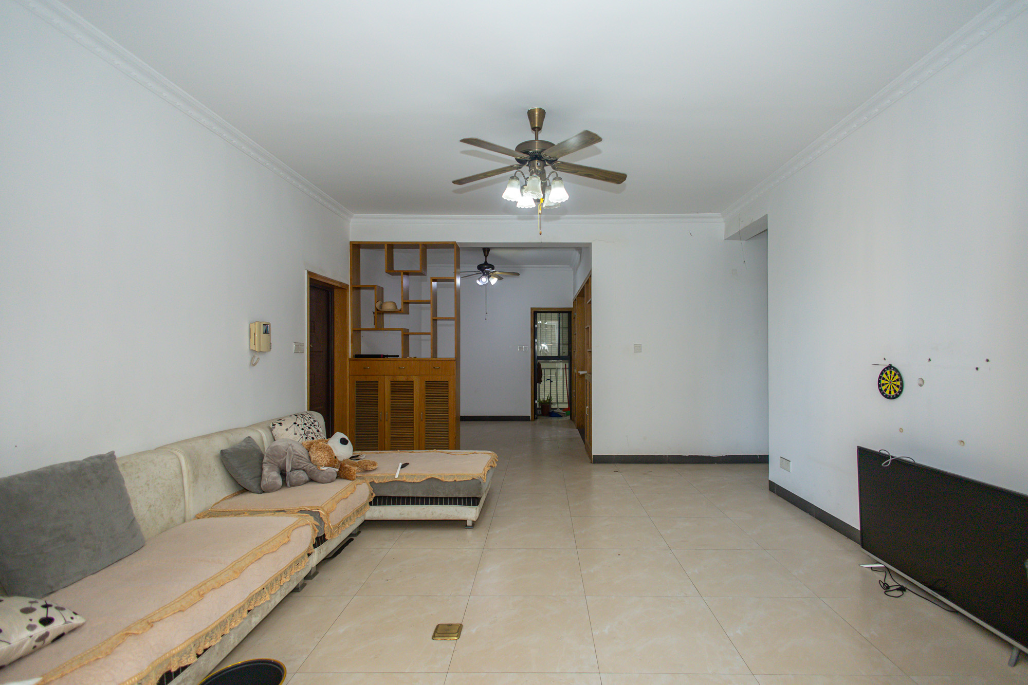 楚天世纪城东苑 3室2厅2卫 79.0万 楚天世纪城东苑 3室2厅2卫 79.0万客厅