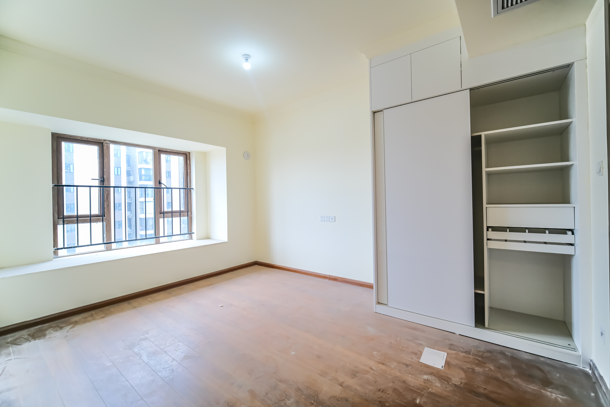 碧桂园翘楚棠 3室2厅2卫 90.8万 碧桂园翘楚棠 3室2厅2卫 90.8万卧室