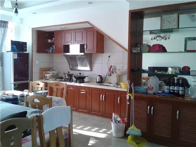 凤凰水城凤凰湾 3室2厅2卫 6000.0元/月 凤凰水城凤凰湾 3室2厅2卫 6000.0元/月室内图