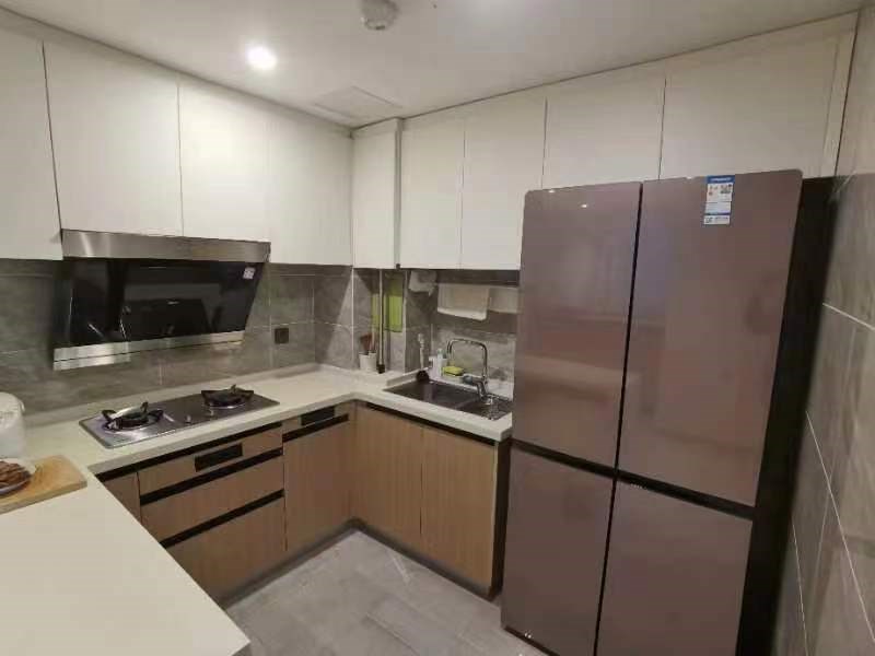 万科湖畔二期 3室2厅1卫 300.0万 万科湖畔二期 3室2厅1卫 300.0万客厅