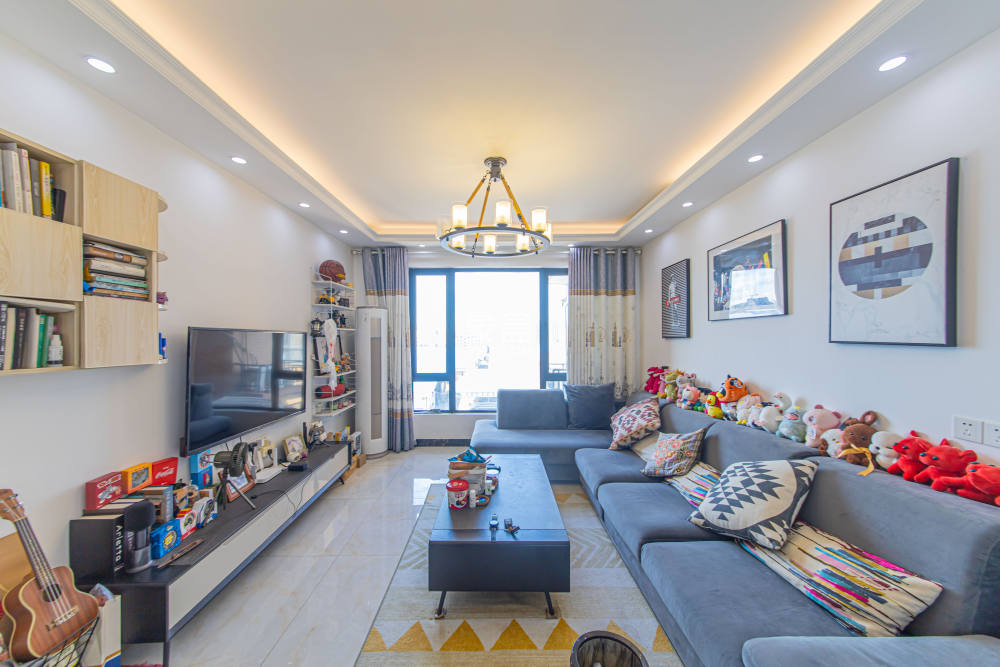 中信凯旋城（中信新城四期）  3室2厅2卫    120.0万